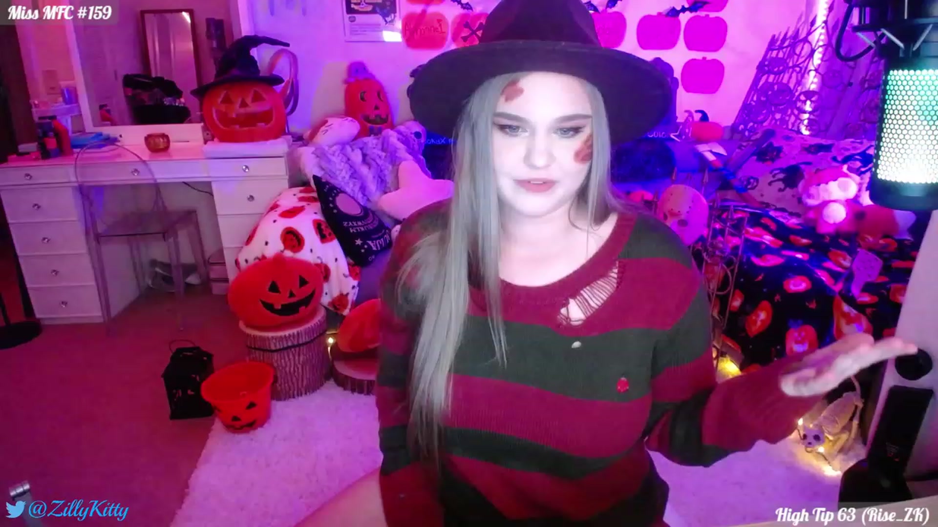 Gallery image thumbnail from ZillyKitty's myfreecams stream on, 10/21/2023, 22:48 image 12 of 20