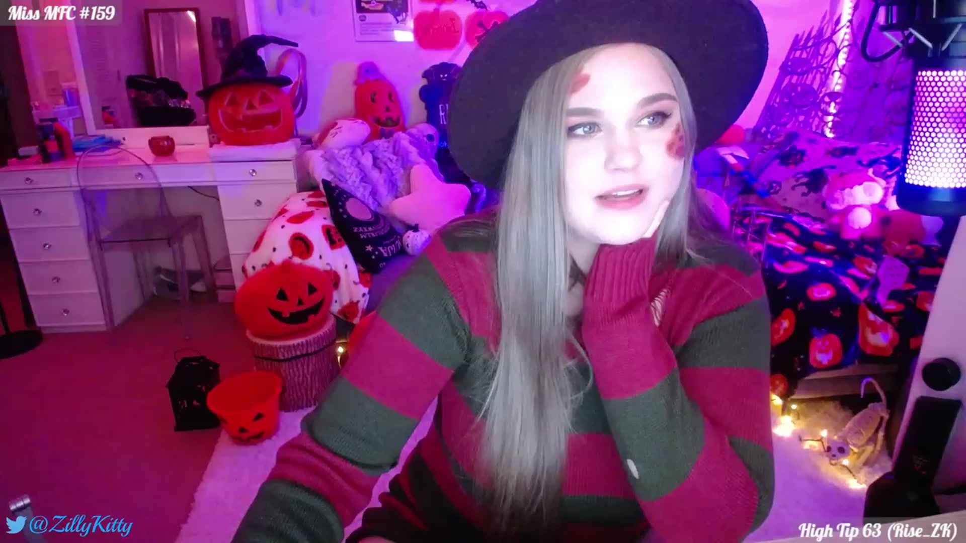 Gallery image thumbnail from ZillyKitty's myfreecams stream on, 10/21/2023, 22:48 image 15 of 20