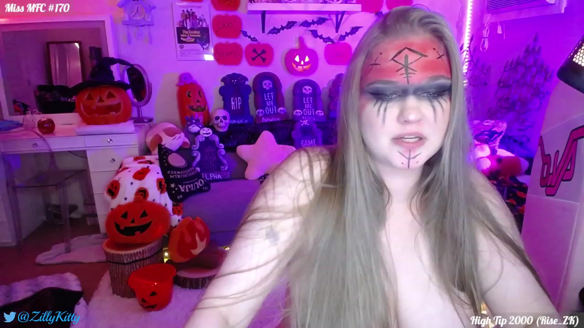 Gallery image thumbnail from ZillyKitty's myfreecams stream on, 10/27/2023, 01:04 image 10 of 20