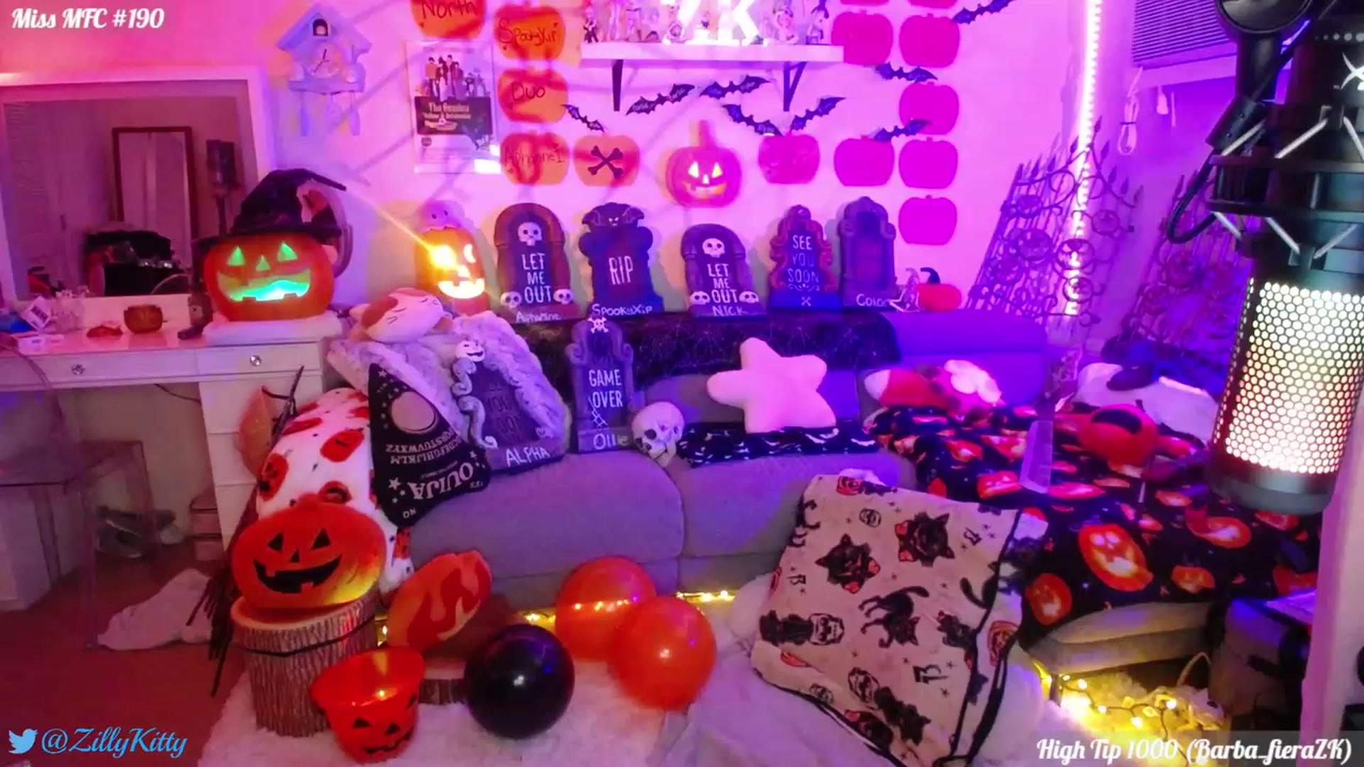 Gallery image thumbnail from ZillyKitty's myfreecams stream on, 11/01/2023, 02:51 image 7 of 20