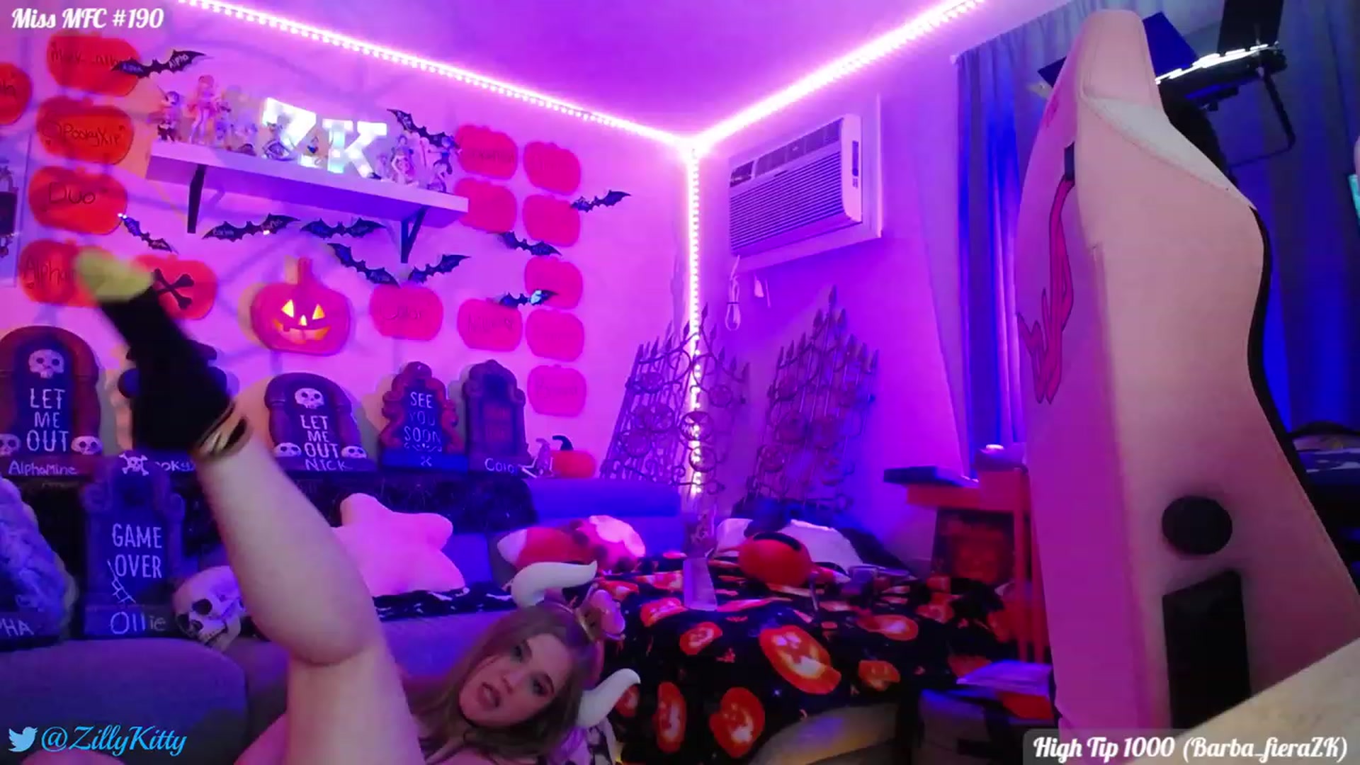 Gallery image thumbnail from ZillyKitty's myfreecams stream on, 11/01/2023, 03:22 image 3 of 20