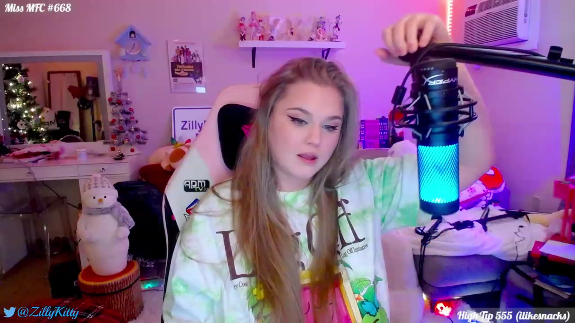 Gallery image thumbnail from ZillyKitty's myfreecams stream on, 12/26/2023, 23:46 image 7 of 20