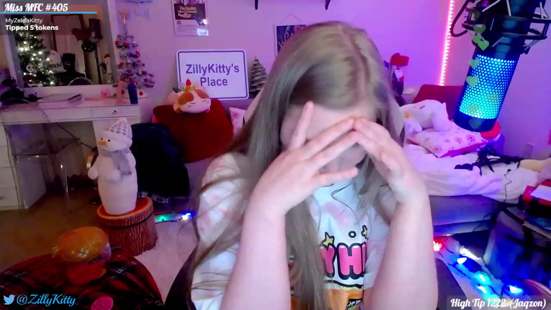 Gallery image thumbnail from ZillyKitty's myfreecams stream on, 12/27/2023, 21:18 image 20 of 20