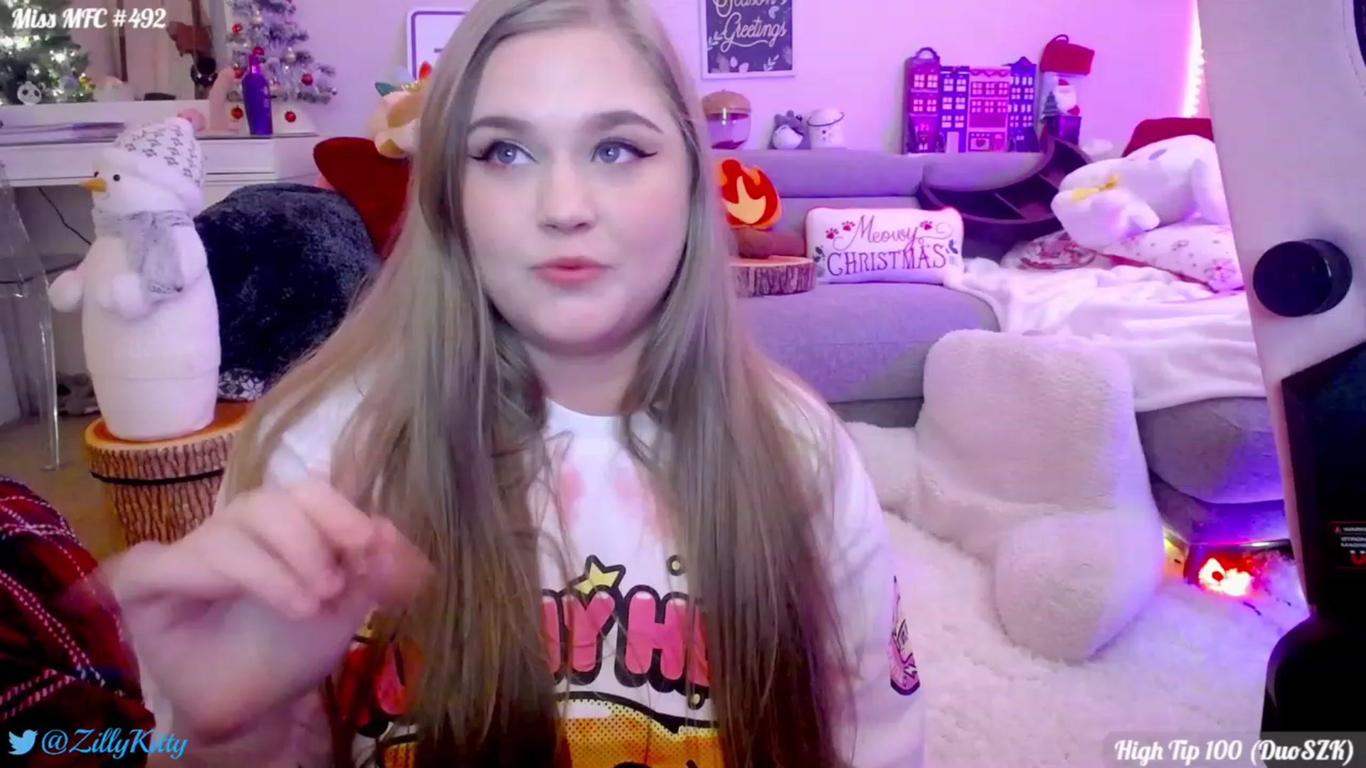 Gallery image thumbnail from ZillyKitty's myfreecams stream on, 12/27/2023, 21:18 image 14 of 20