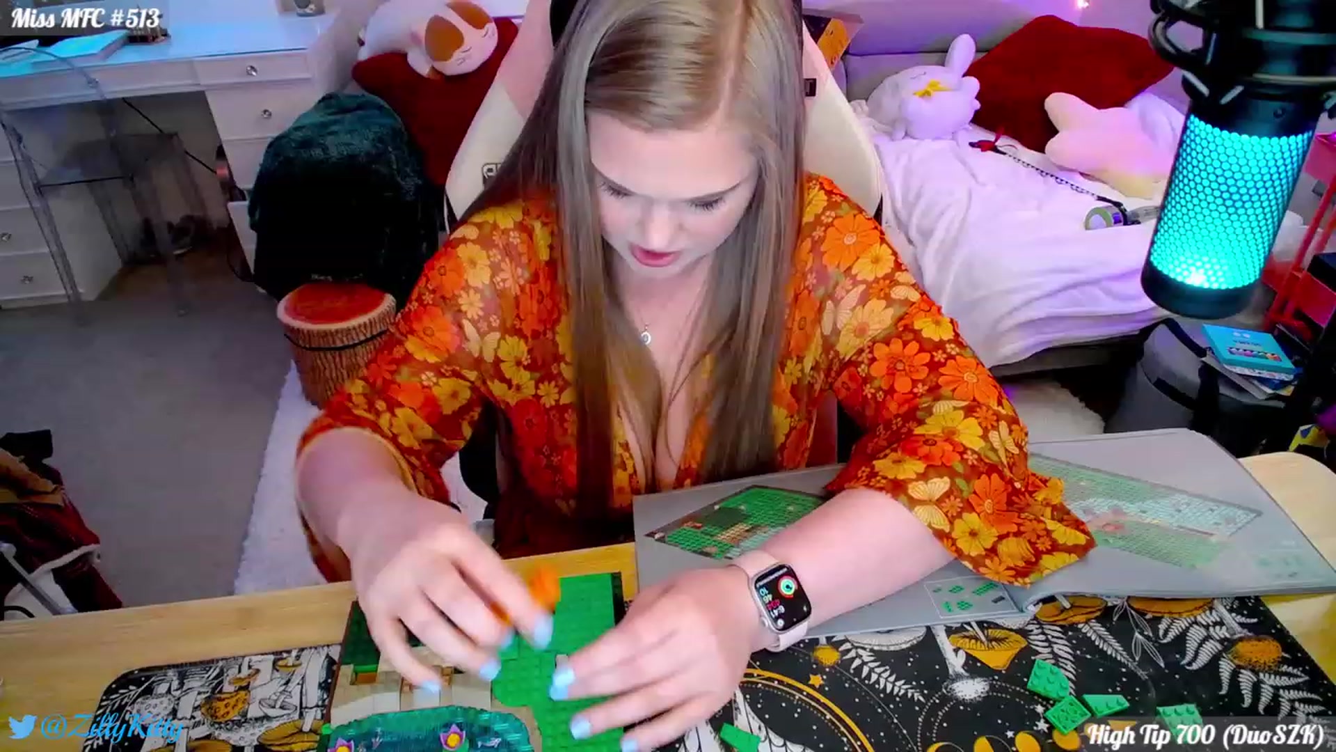 Gallery image thumbnail from ZillyKitty's myfreecams stream on, 01/13/2024, 24:29 image 13 of 20