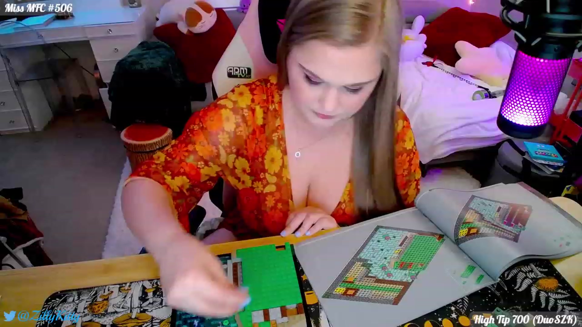 Gallery image thumbnail from ZillyKitty's myfreecams stream on, 01/13/2024, 24:29 image 7 of 20