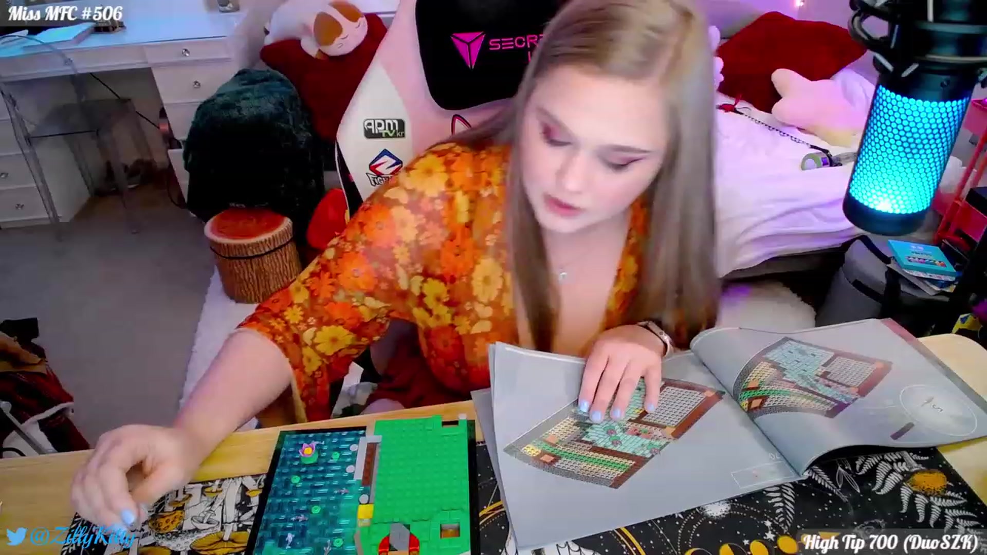 Gallery image thumbnail from ZillyKitty's myfreecams stream on, 01/13/2024, 24:29 image 8 of 20