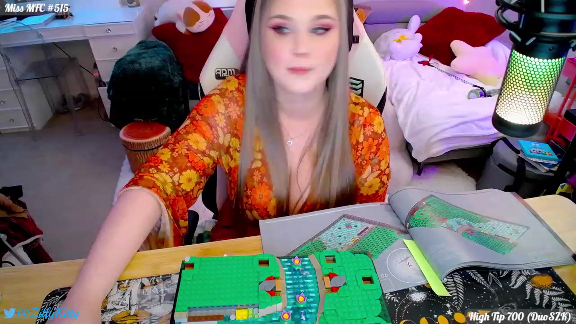 Gallery image thumbnail from ZillyKitty's myfreecams stream on, 01/13/2024, 24:29 image 16 of 20