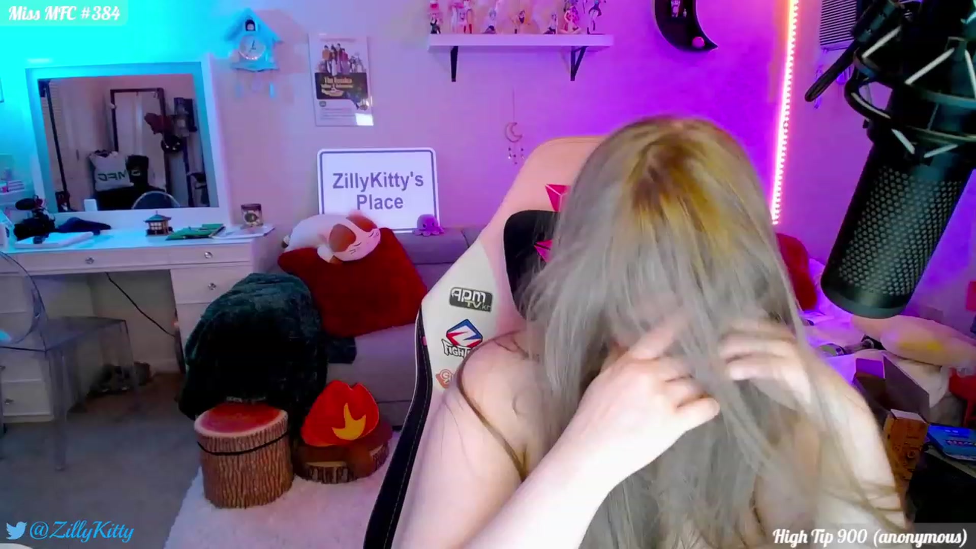 Gallery image thumbnail from ZillyKitty's myfreecams stream on, 01/14/2024, 05:41 image 7 of 20
