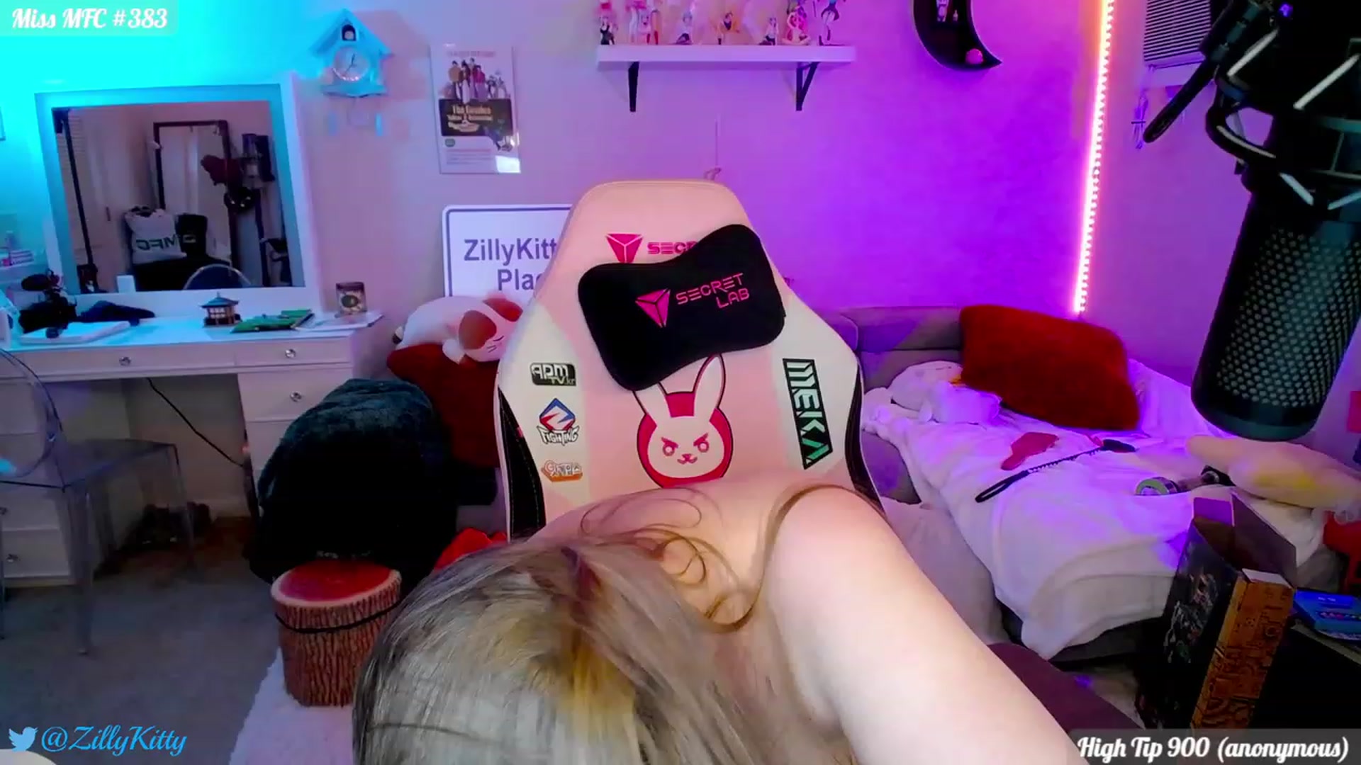 Gallery image thumbnail from ZillyKitty's myfreecams stream on, 01/14/2024, 05:41 image 18 of 20