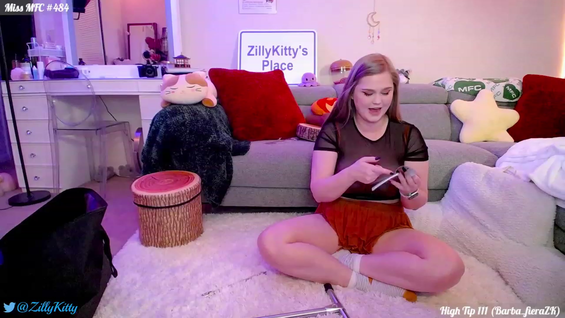Gallery image thumbnail from ZillyKitty's myfreecams stream on, 01/27/2024, 24:01 image 2 of 20