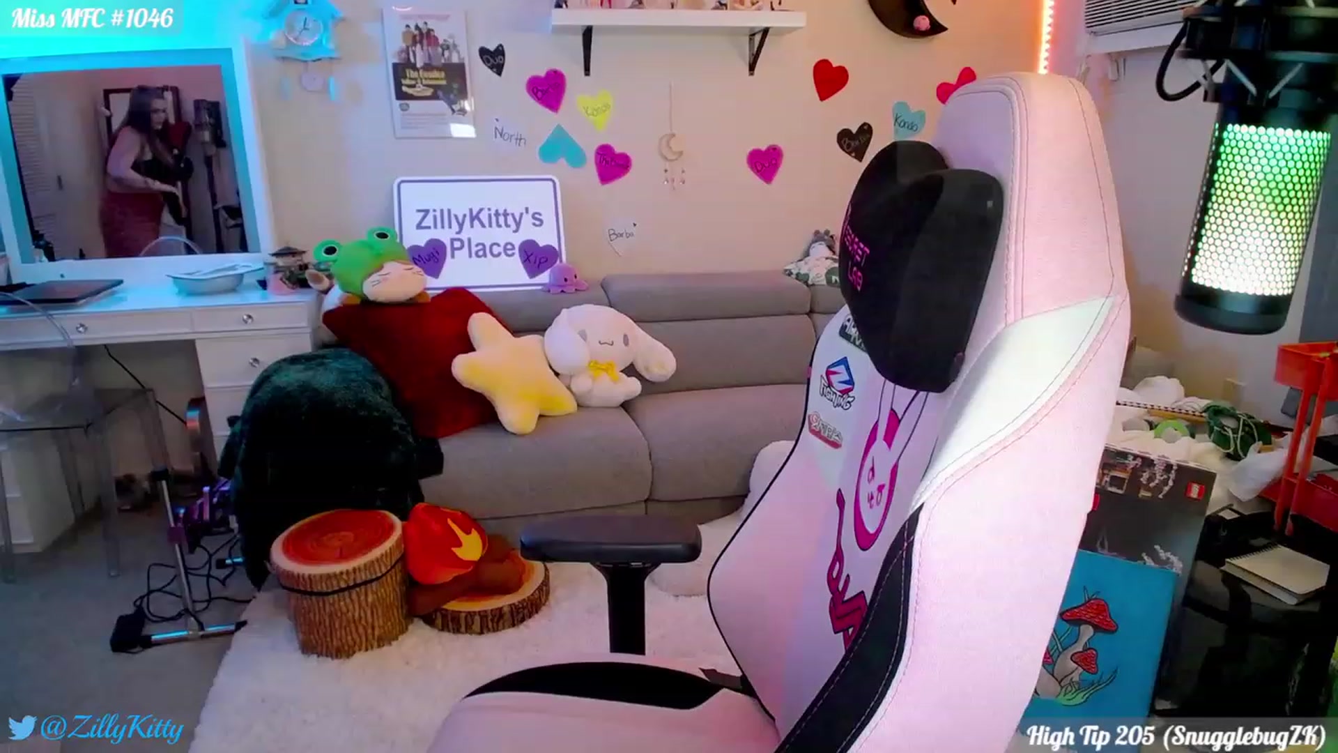 Gallery image thumbnail from ZillyKitty's myfreecams stream on, 02/10/2024, 01:19 image 19 of 20