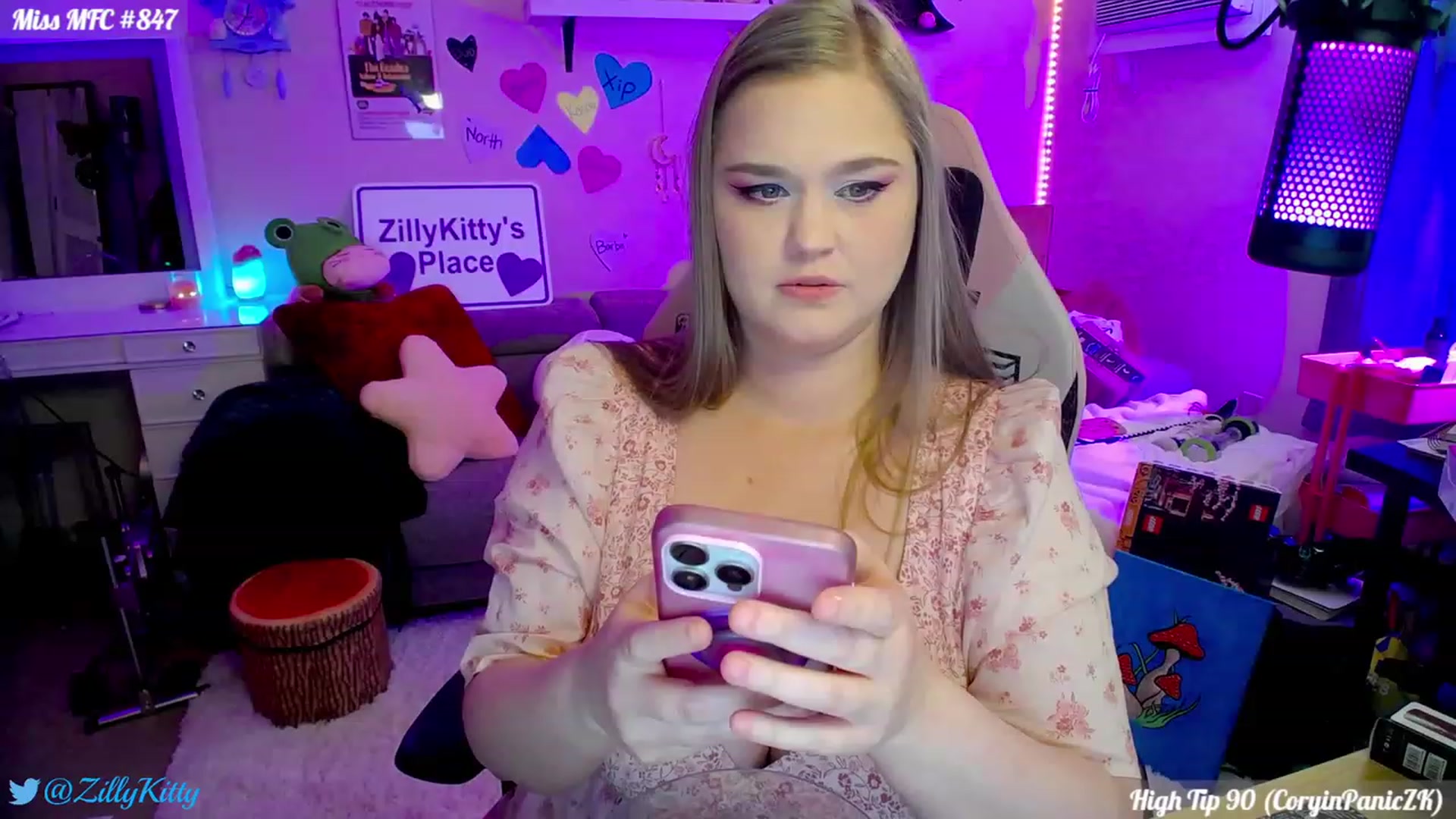Gallery image thumbnail from ZillyKitty's myfreecams stream on, 02/14/2024, 22:34 image 10 of 20