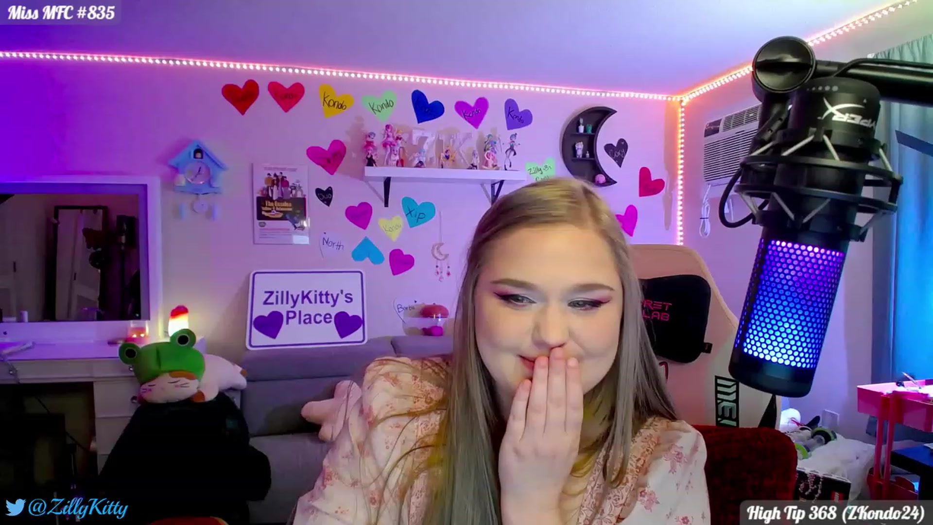 Gallery image thumbnail from ZillyKitty's myfreecams stream on, 02/15/2024, 24:15 image 15 of 20