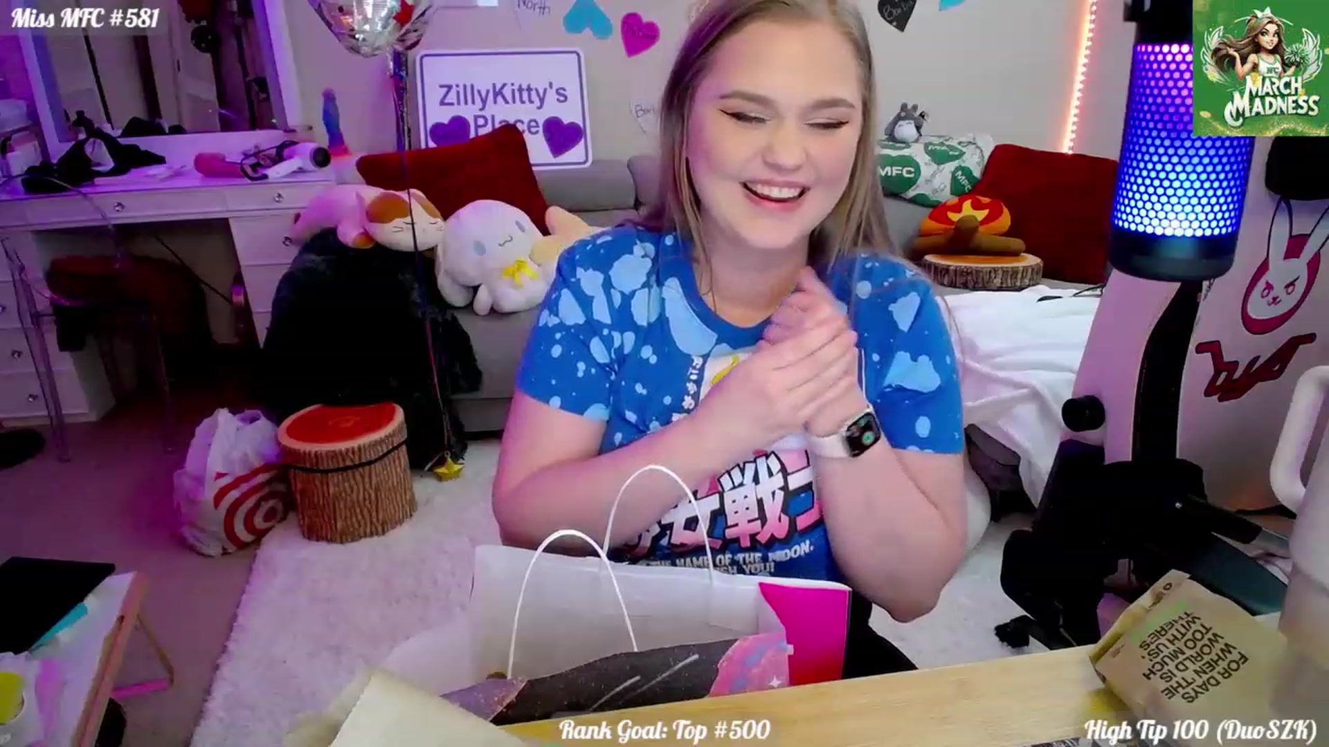 Gallery image thumbnail from ZillyKitty's myfreecams stream on, 02/23/2024, 22:40 image 19 of 20