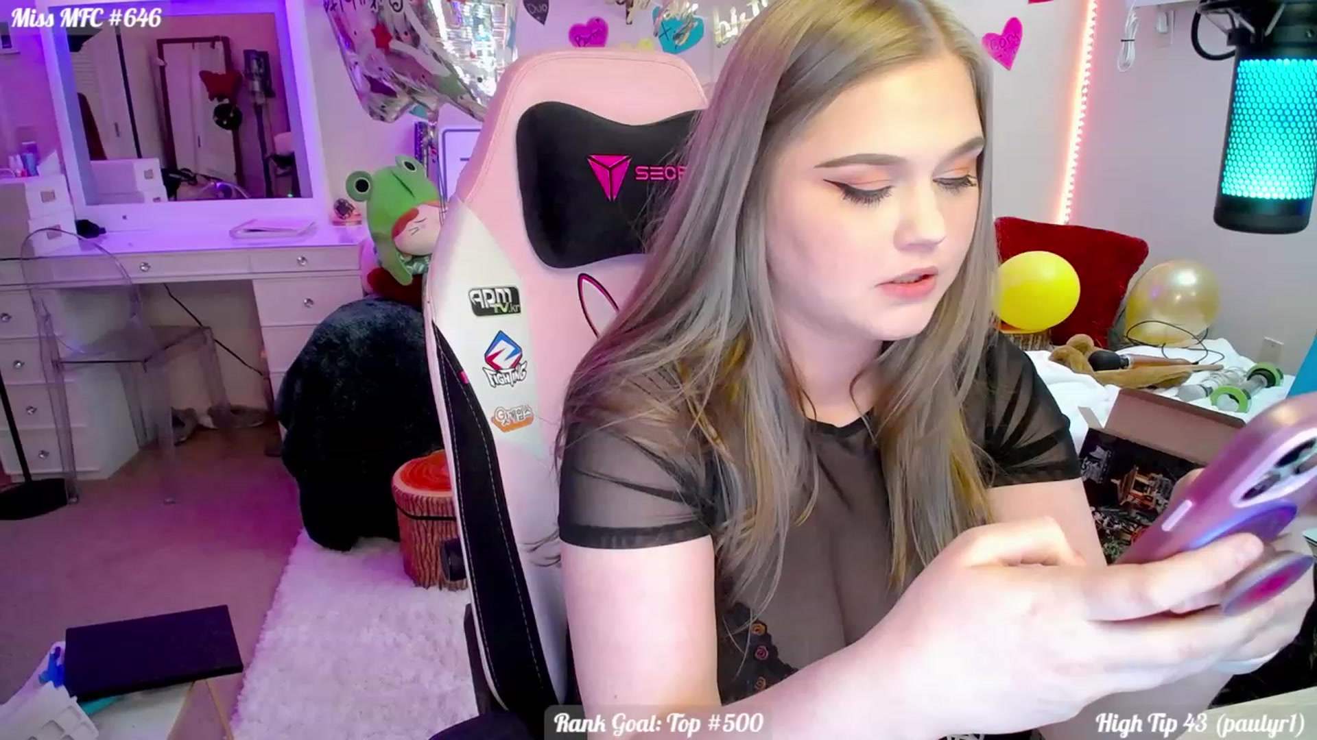 Gallery image thumbnail from ZillyKitty's myfreecams stream on, 02/27/2024, 23:24 image 2 of 20