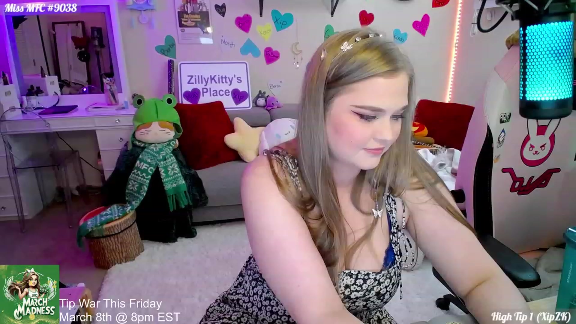 Gallery image thumbnail from ZillyKitty's myfreecams stream on, 03/06/2024, 20:35 image 11 of 20