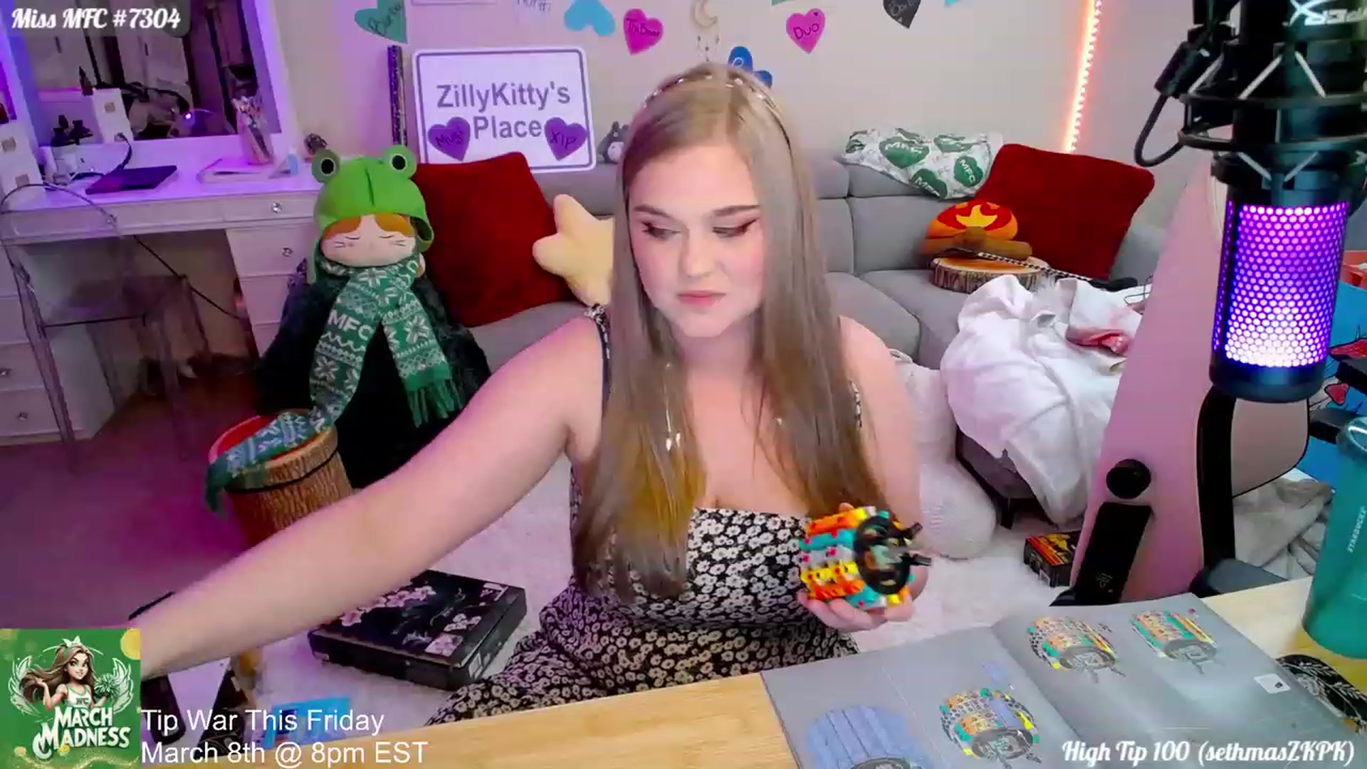Gallery image thumbnail from ZillyKitty's myfreecams stream on, 03/06/2024, 22:49 image 5 of 20