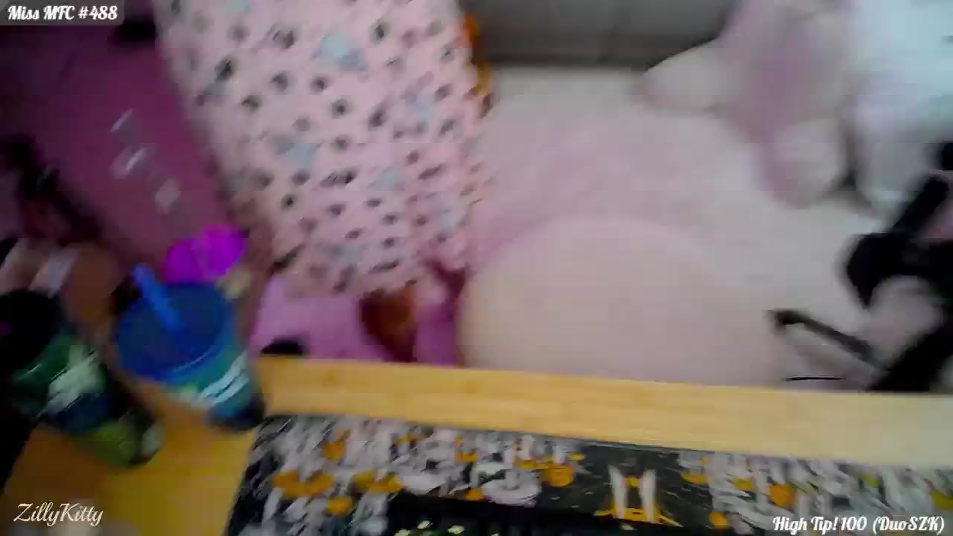 Gallery image thumbnail from ZillyKitty's myfreecams stream on, 03/20/2024, 23:15 image 8 of 20