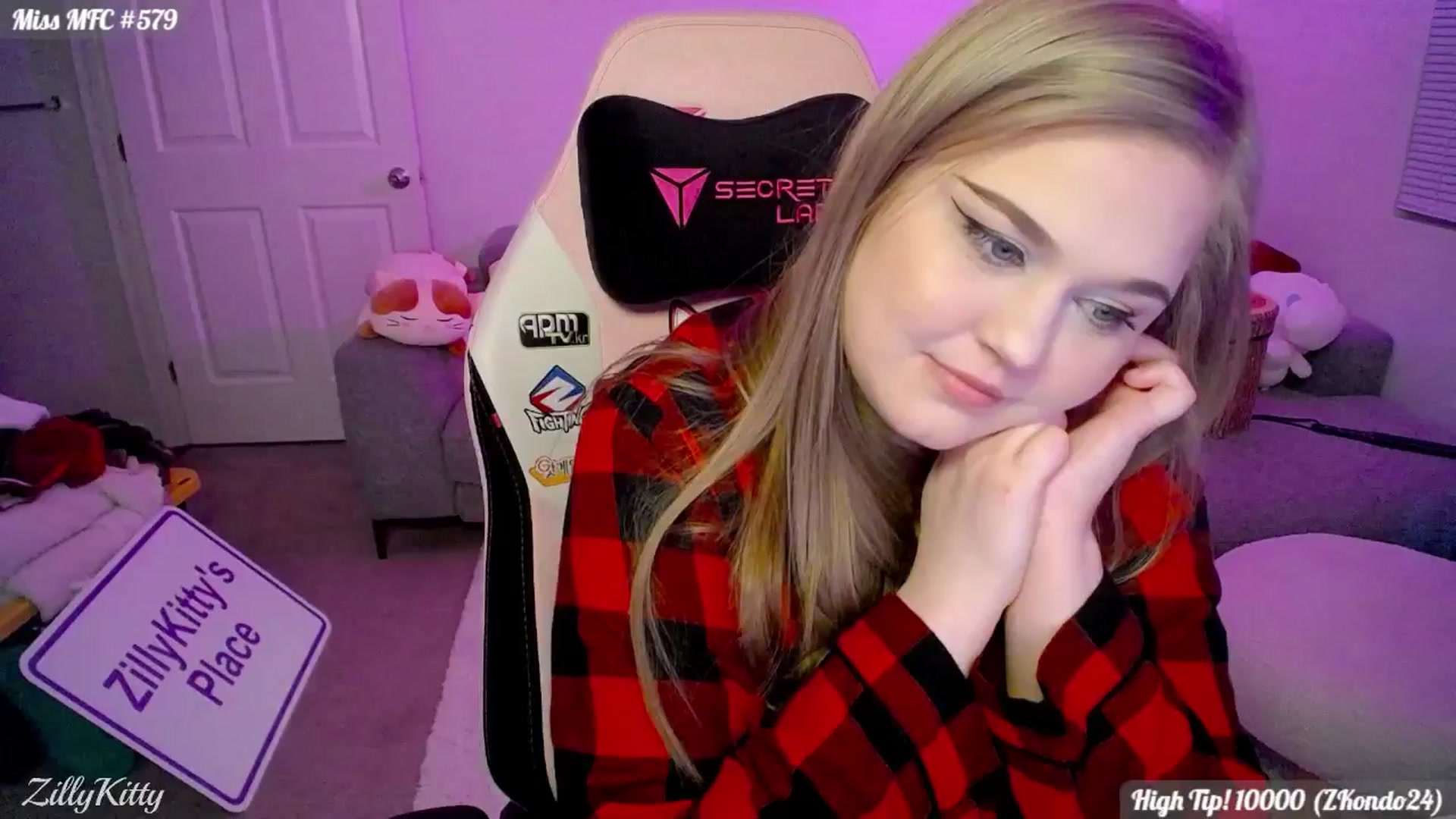 Gallery image thumbnail from ZillyKitty's myfreecams stream on, 05/01/2024, 01:38 image 8 of 20