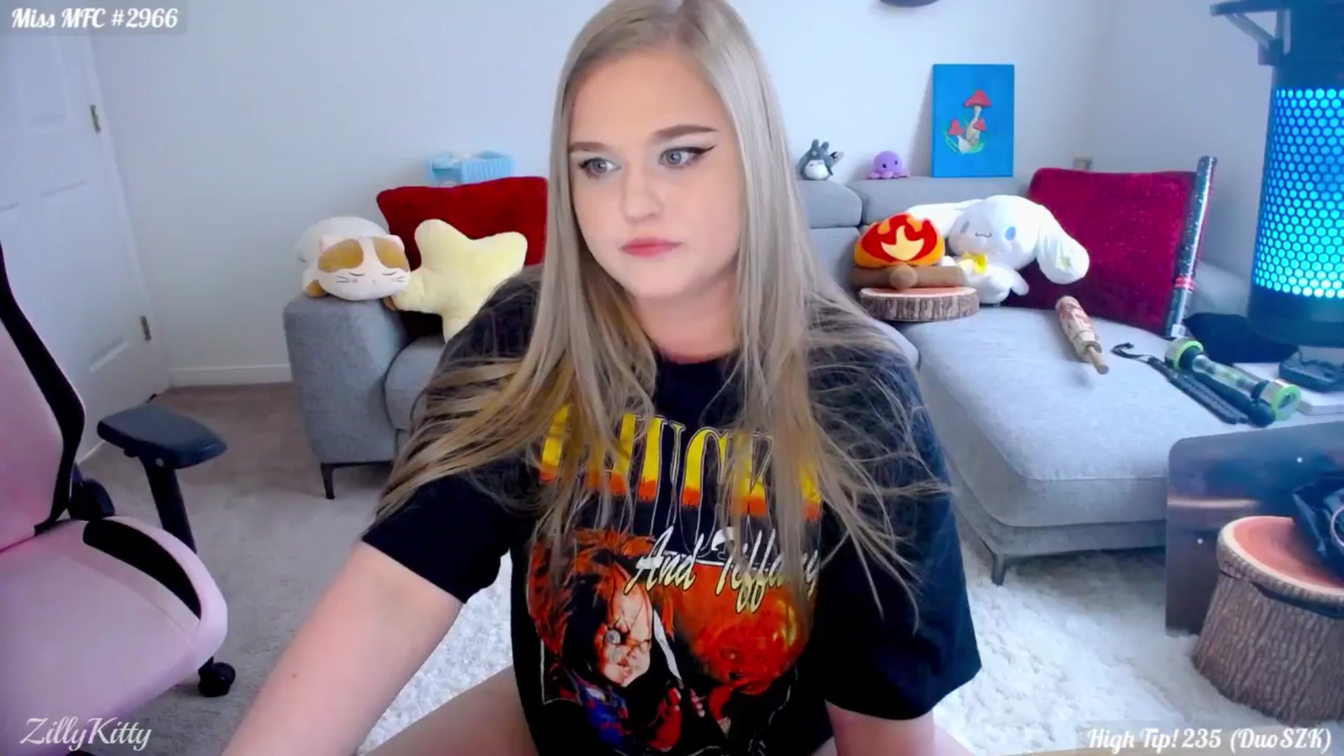 Gallery image thumbnail from ZillyKitty's myfreecams stream on, 05/05/2024, 24:19 image 10 of 20