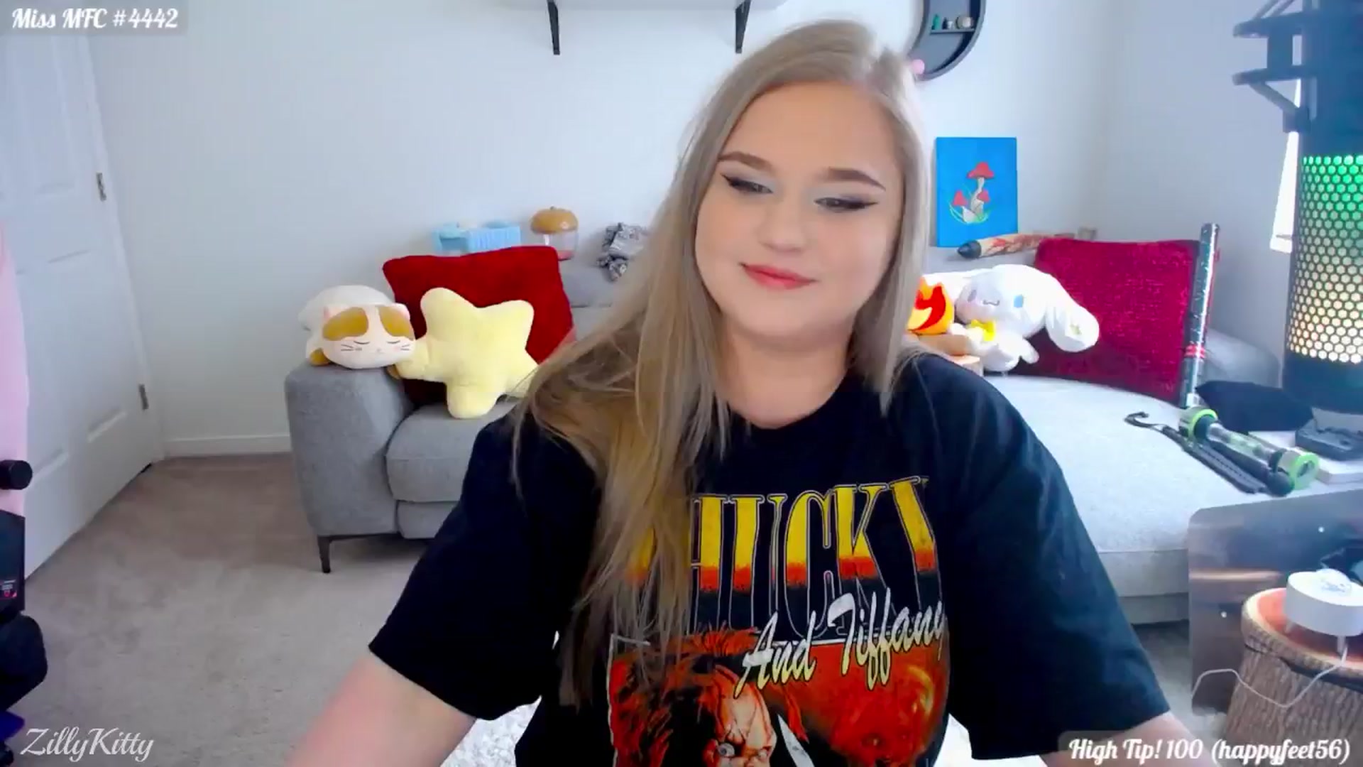 Gallery image thumbnail from ZillyKitty's myfreecams stream on, 05/05/2024, 24:19 image 3 of 20