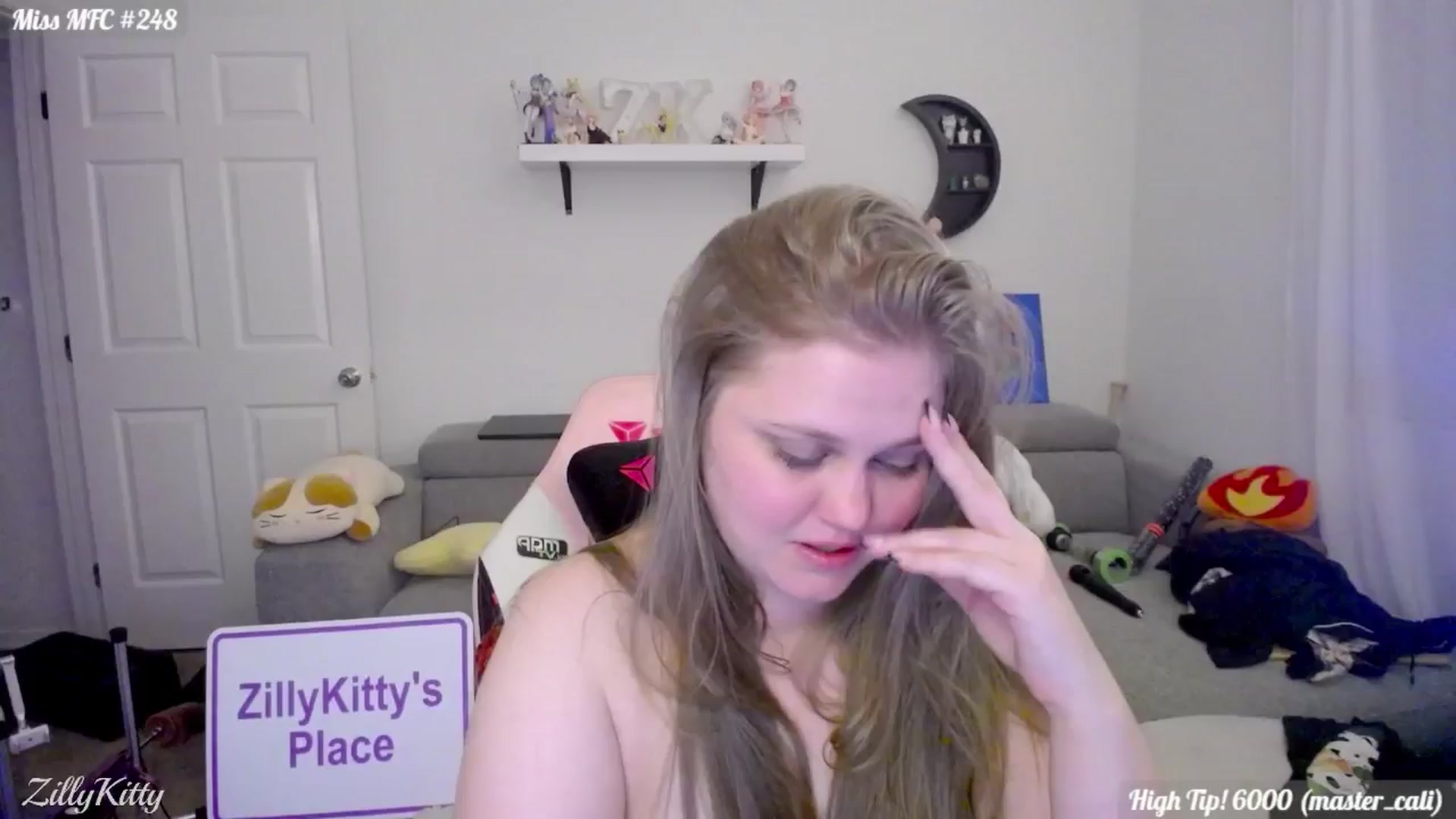 Gallery image thumbnail from ZillyKitty's myfreecams stream on, 05/18/2024, 08:08 image 7 of 20
