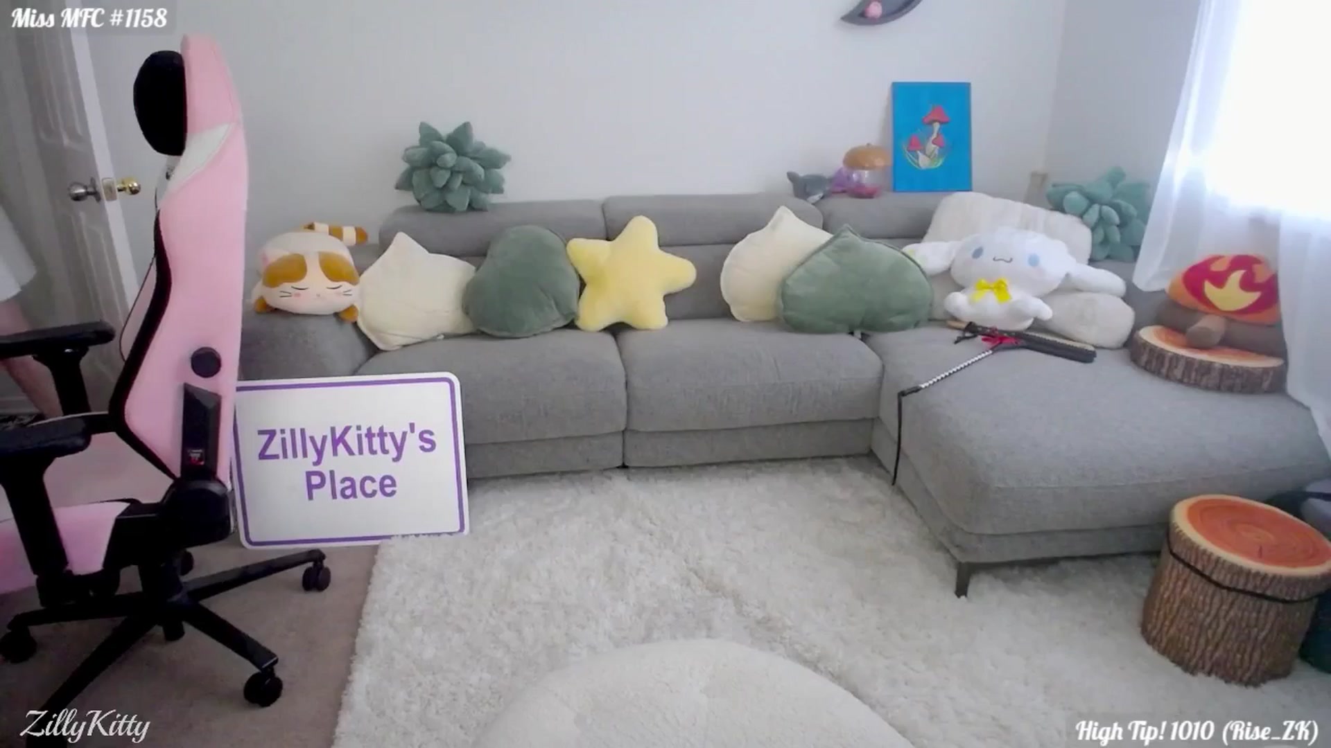 Gallery image thumbnail from ZillyKitty's myfreecams stream on, 06/03/2024, 23:26 image 16 of 20