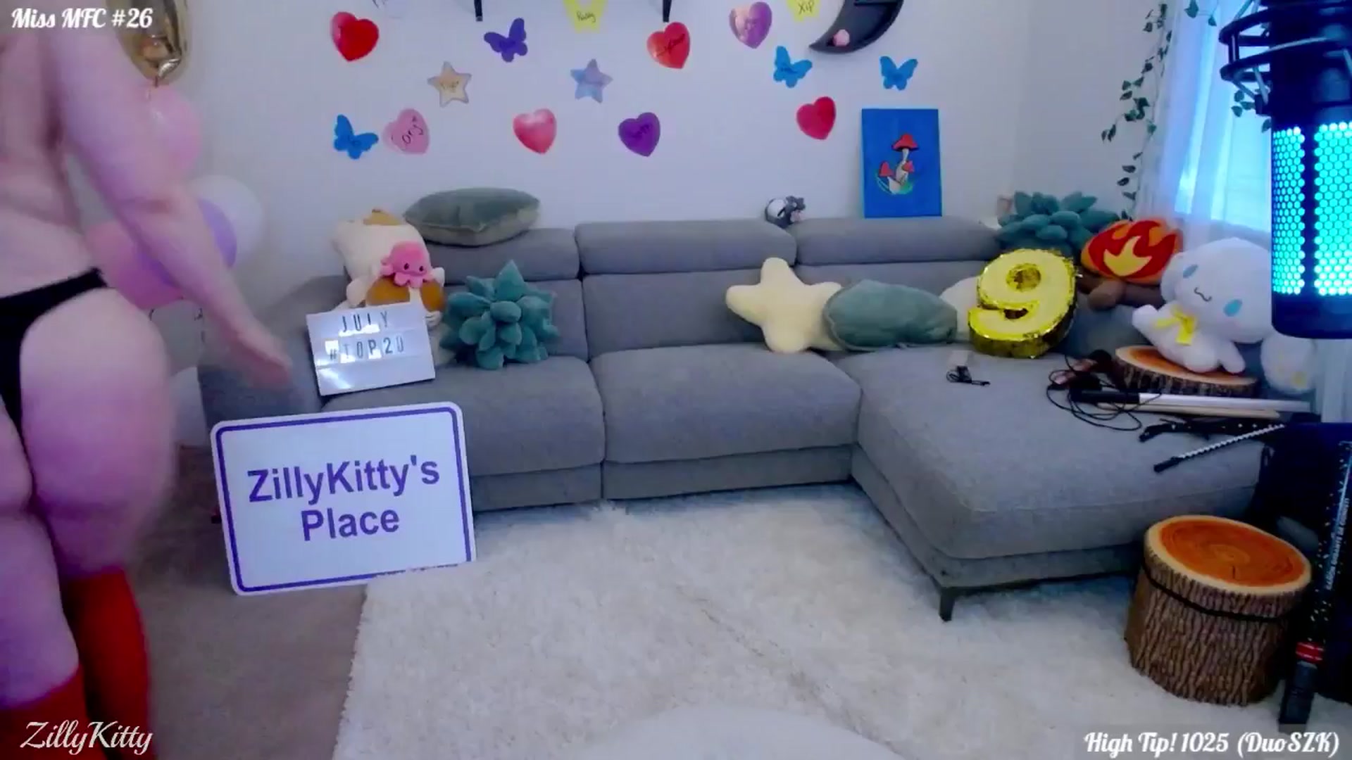 Gallery image thumbnail from ZillyKitty's myfreecams stream on, 07/05/2024, 24:37 image 10 of 20