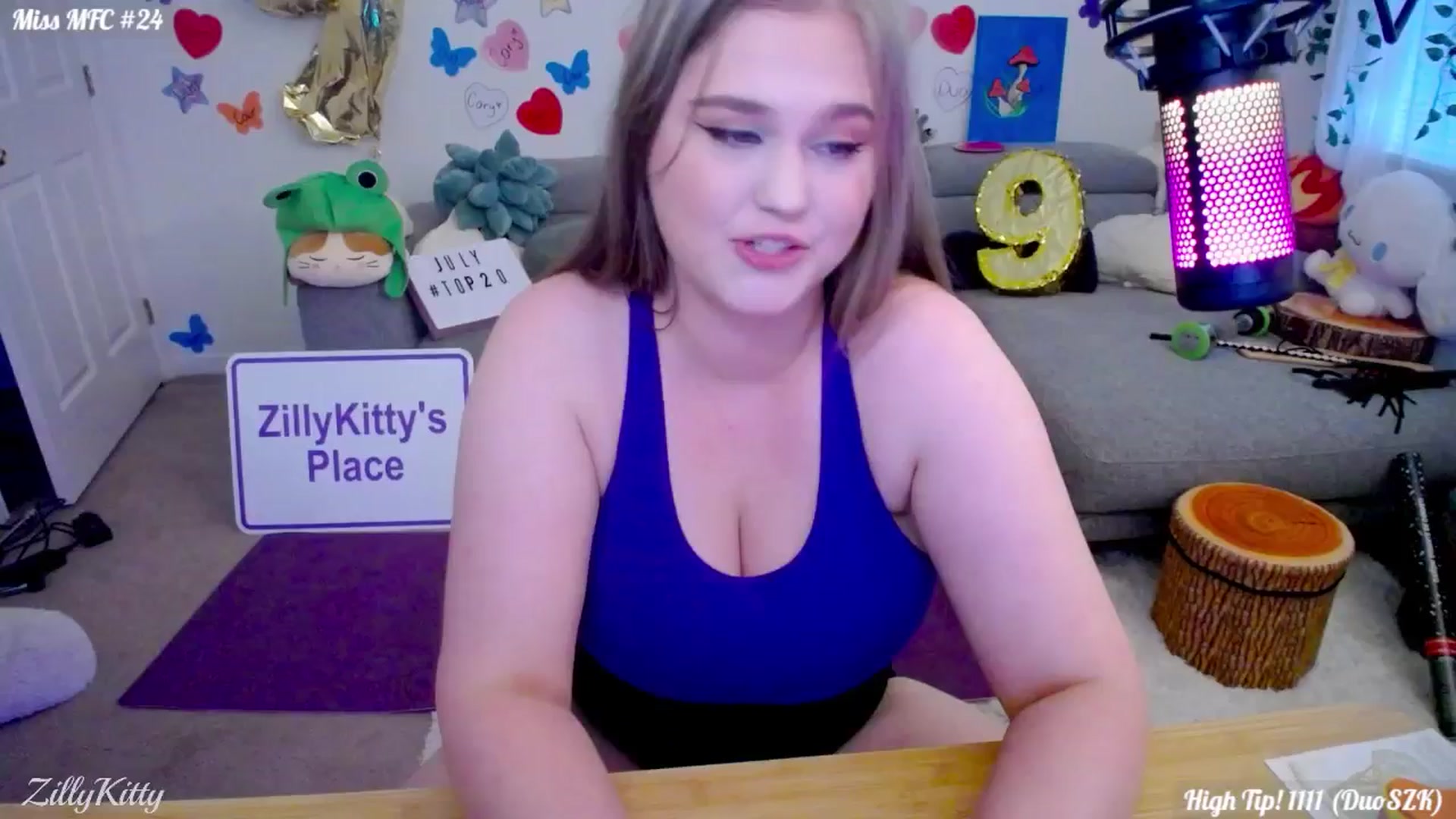 Gallery image thumbnail from ZillyKitty's myfreecams stream on, 07/18/2024, 24:03 image 20 of 20