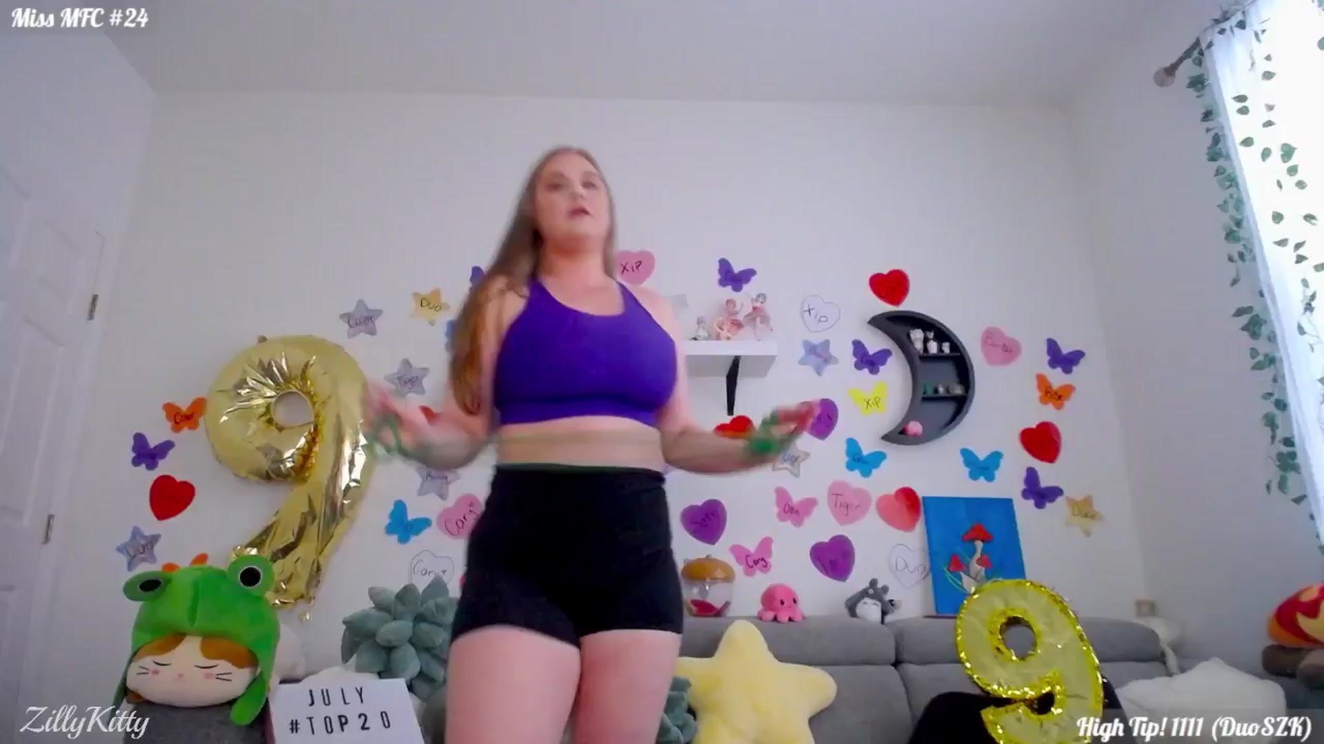 Gallery image thumbnail from ZillyKitty's myfreecams stream on, 07/18/2024, 24:03 image 3 of 20