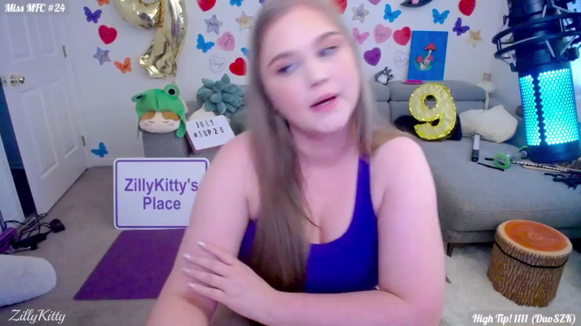 Gallery image thumbnail from ZillyKitty's myfreecams stream on, 07/18/2024, 24:03 image 11 of 20
