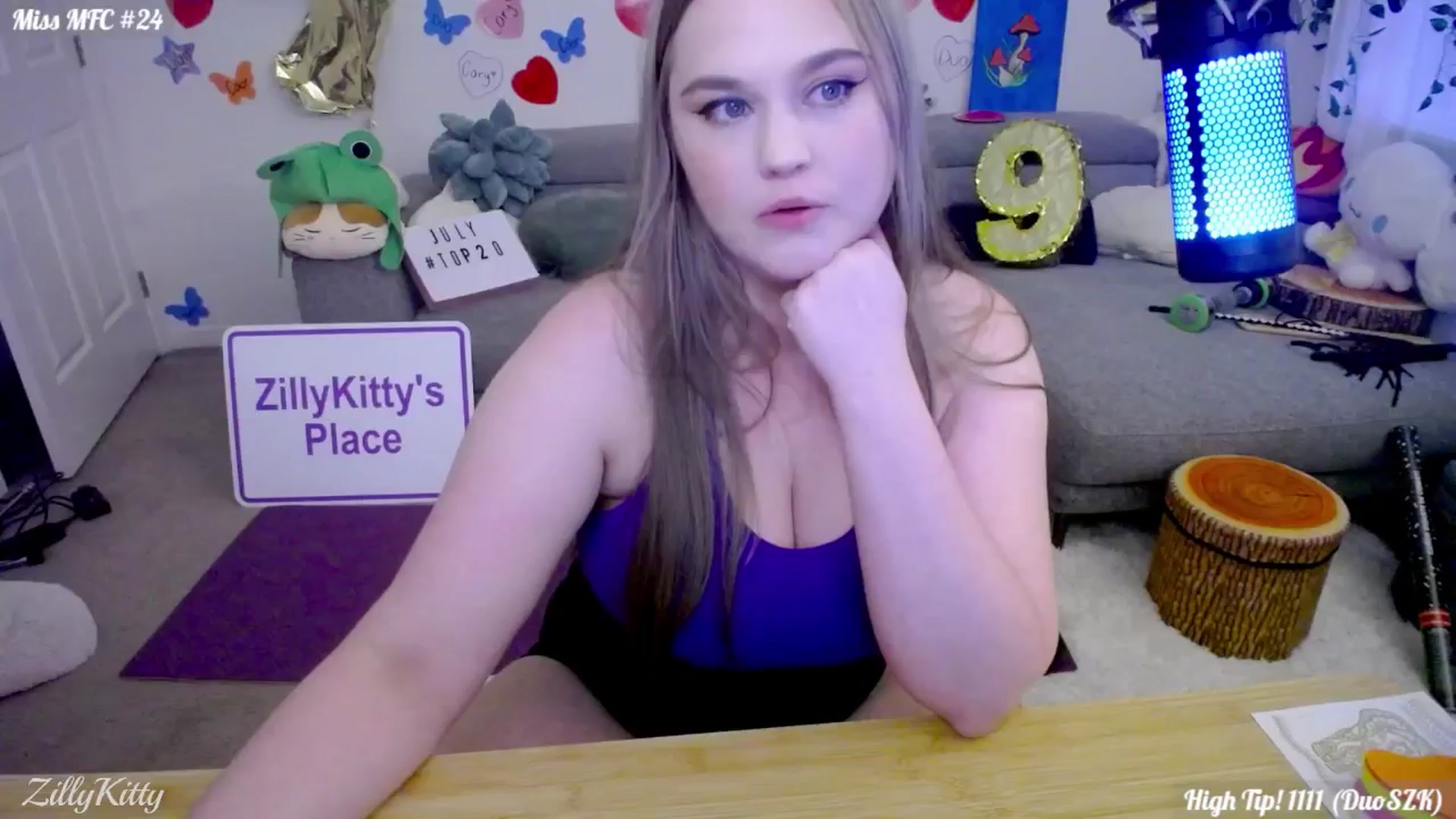 Gallery image thumbnail from ZillyKitty's myfreecams stream on, 07/18/2024, 24:36 image 5 of 20