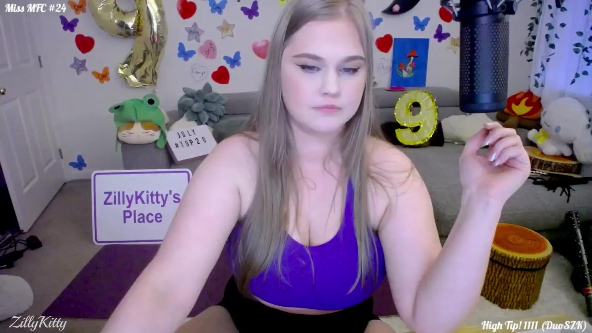 Gallery image thumbnail from ZillyKitty's myfreecams stream on, 07/18/2024, 24:36 image 12 of 20