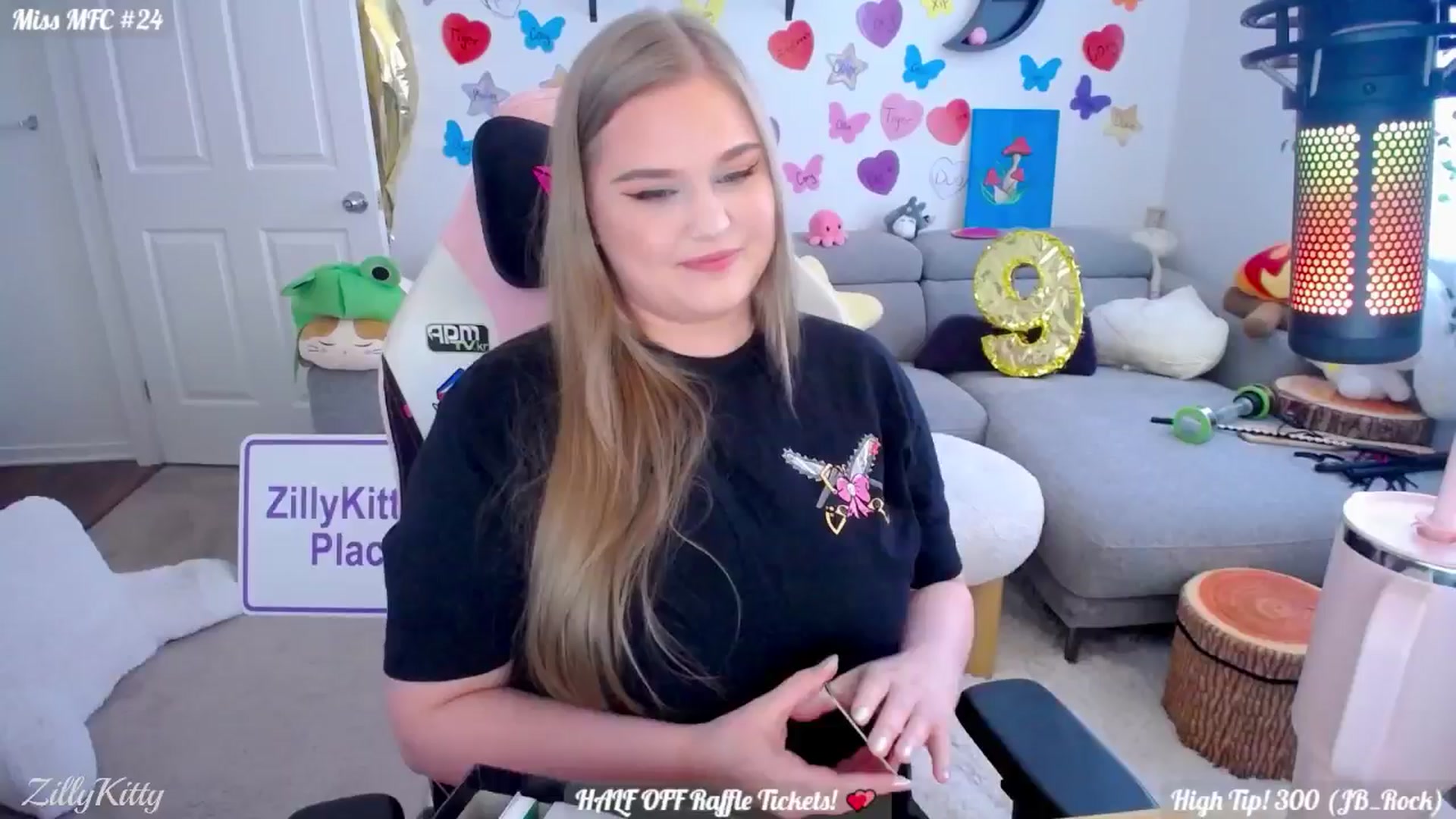Gallery image thumbnail from ZillyKitty's myfreecams stream on, 07/18/2024, 23:55 image 5 of 20