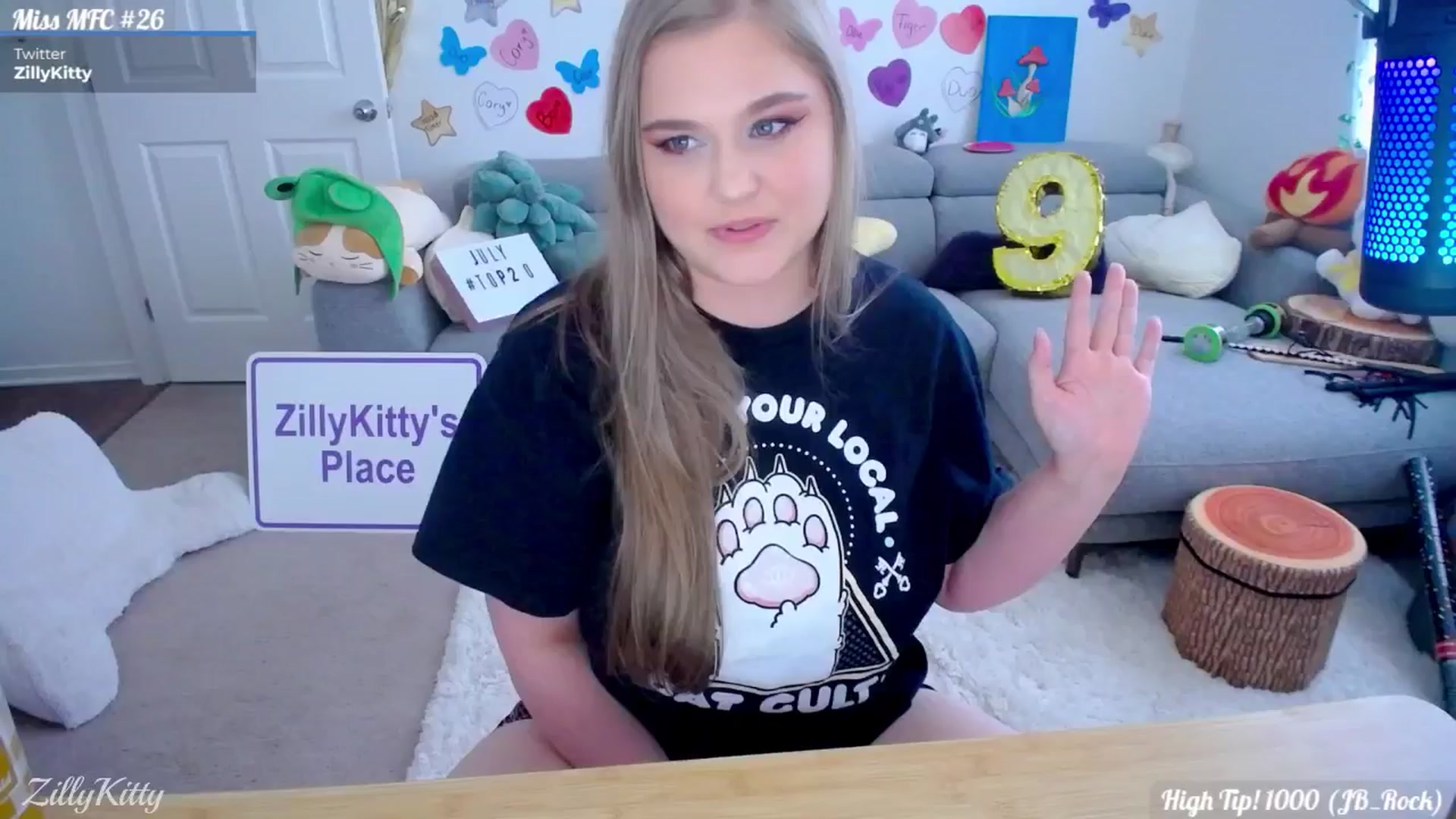 Gallery image thumbnail from ZillyKitty's myfreecams stream on, 07/20/2024, 22:08 image 7 of 20