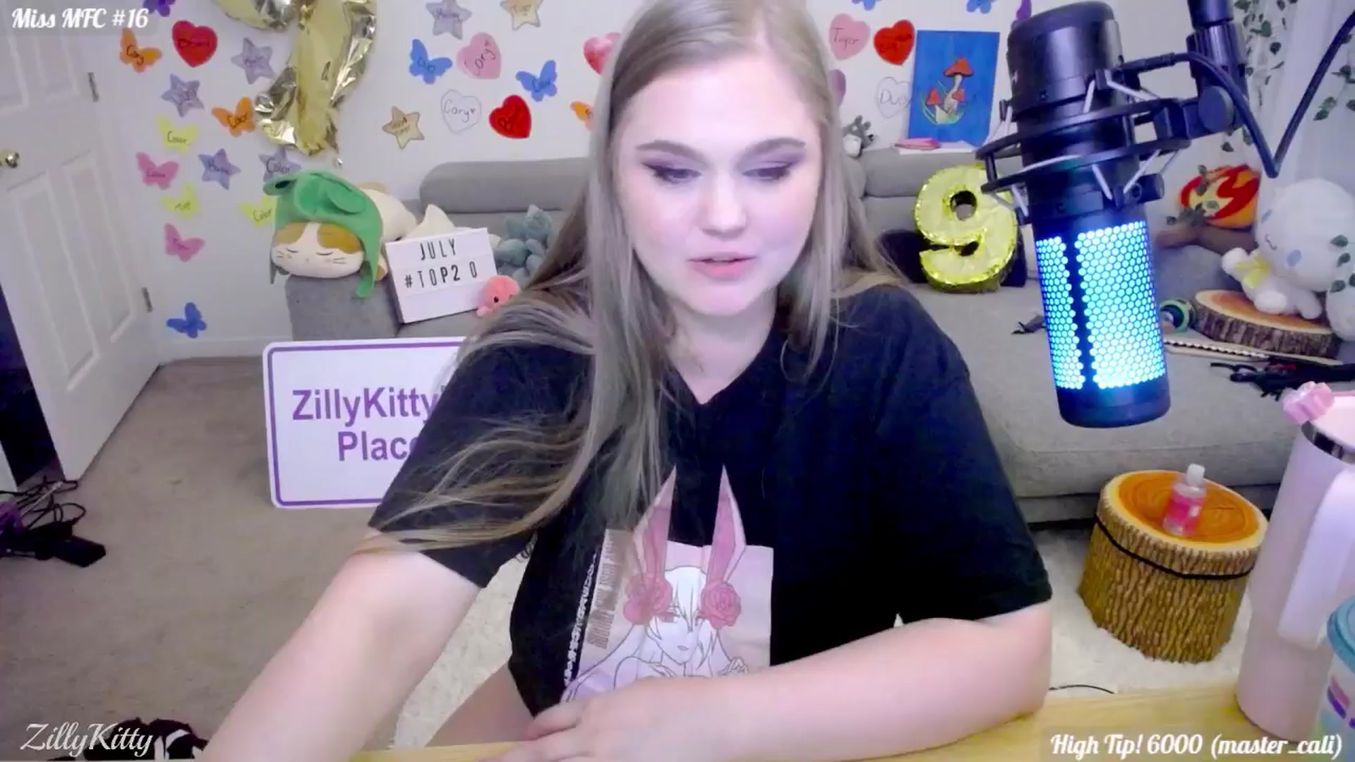 Gallery image thumbnail from ZillyKitty's myfreecams stream on, 07/24/2024, 01:33 image 15 of 20
