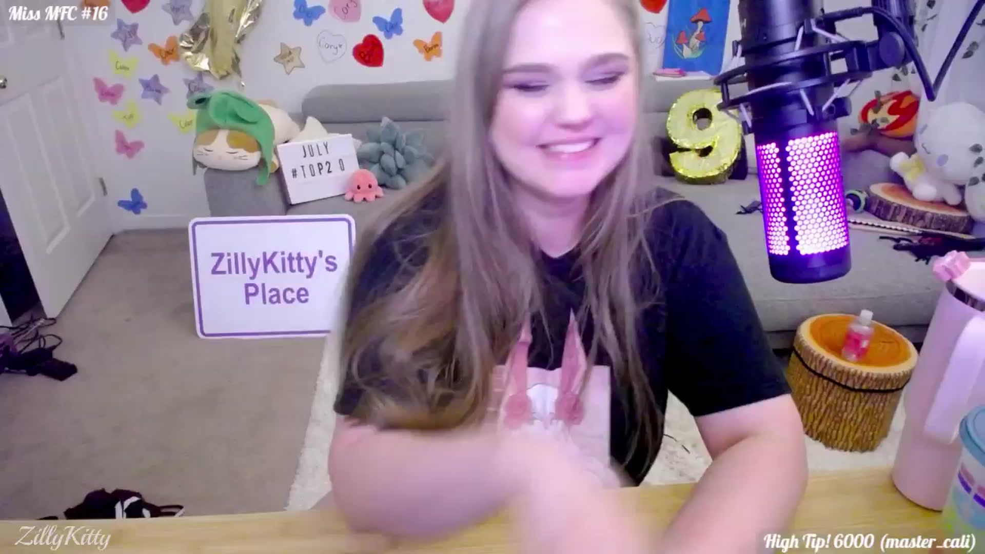 Gallery image thumbnail from ZillyKitty's myfreecams stream on, 07/24/2024, 01:33 image 11 of 20