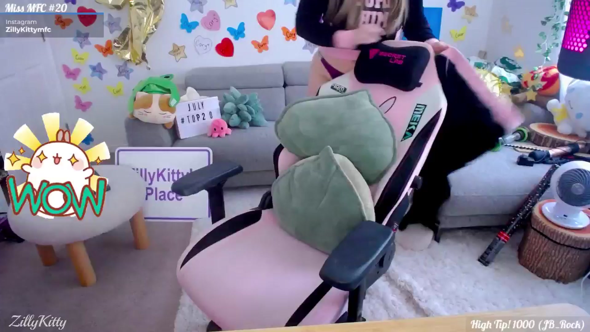 Gallery image thumbnail from ZillyKitty's myfreecams stream on, 07/27/2024, 23:45 image 8 of 20