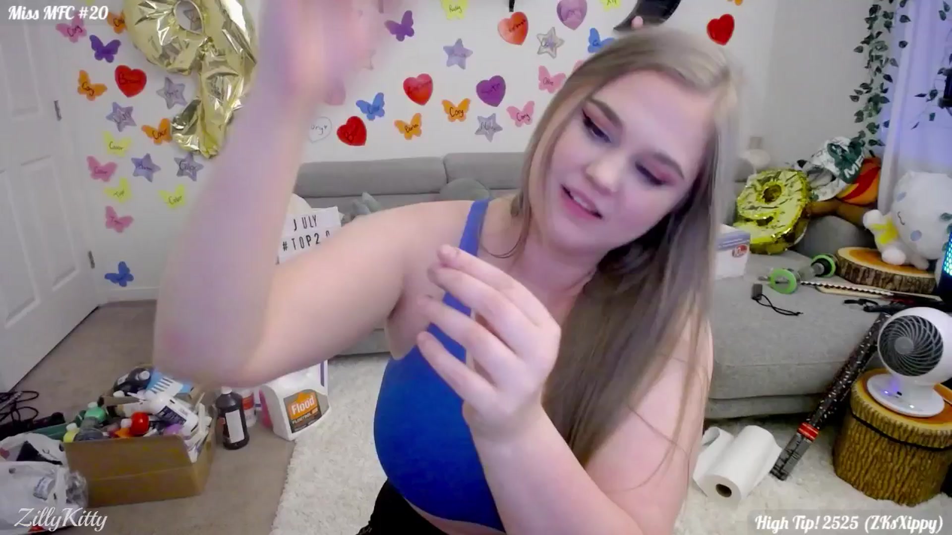 Gallery image thumbnail from ZillyKitty's myfreecams stream on, 07/29/2024, 24:31 image 20 of 20