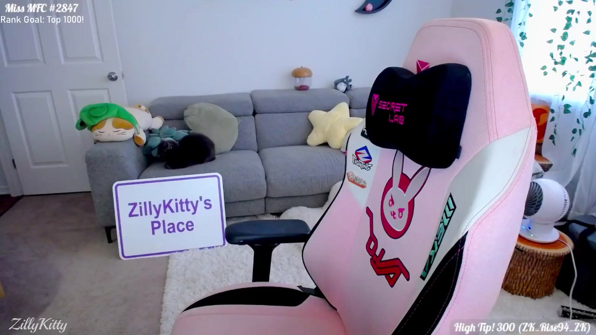 Gallery image thumbnail from ZillyKitty's myfreecams stream on, 09/17/2024, 23:21 image 4 of 20