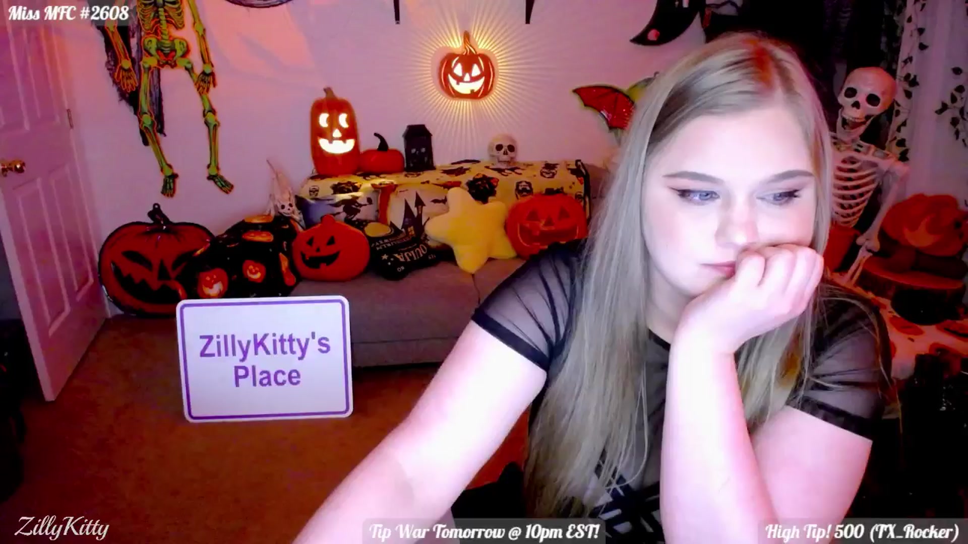 Gallery image thumbnail from ZillyKitty's myfreecams stream on, 09/30/2024, 23:18 image 20 of 20