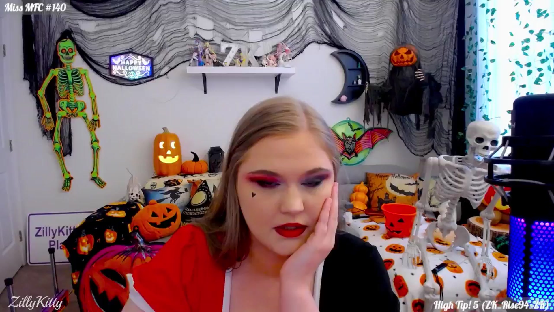 Gallery image thumbnail from ZillyKitty's myfreecams stream on, 10/03/2024, 22:00 image 11 of 20