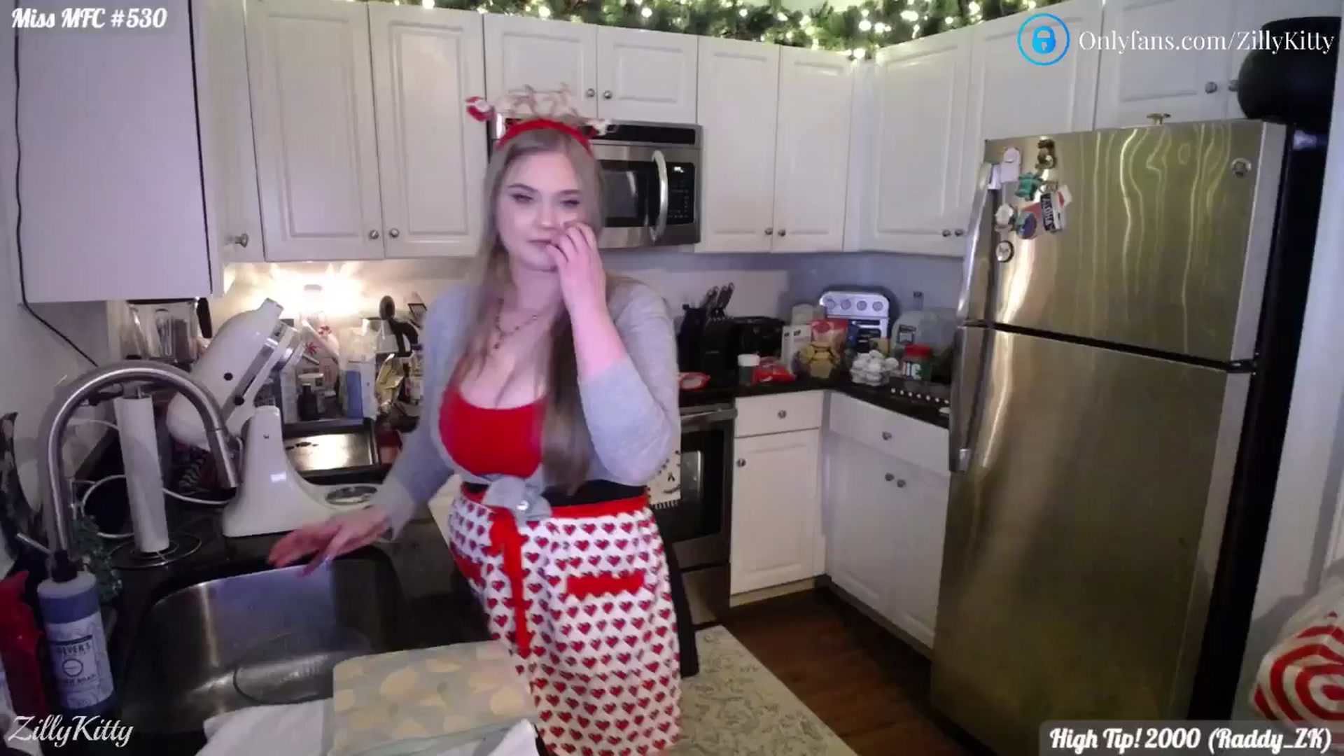 Gallery image thumbnail from ZillyKitty's myfreecams stream on, 12/21/2024, 03:06 image 18 of 20