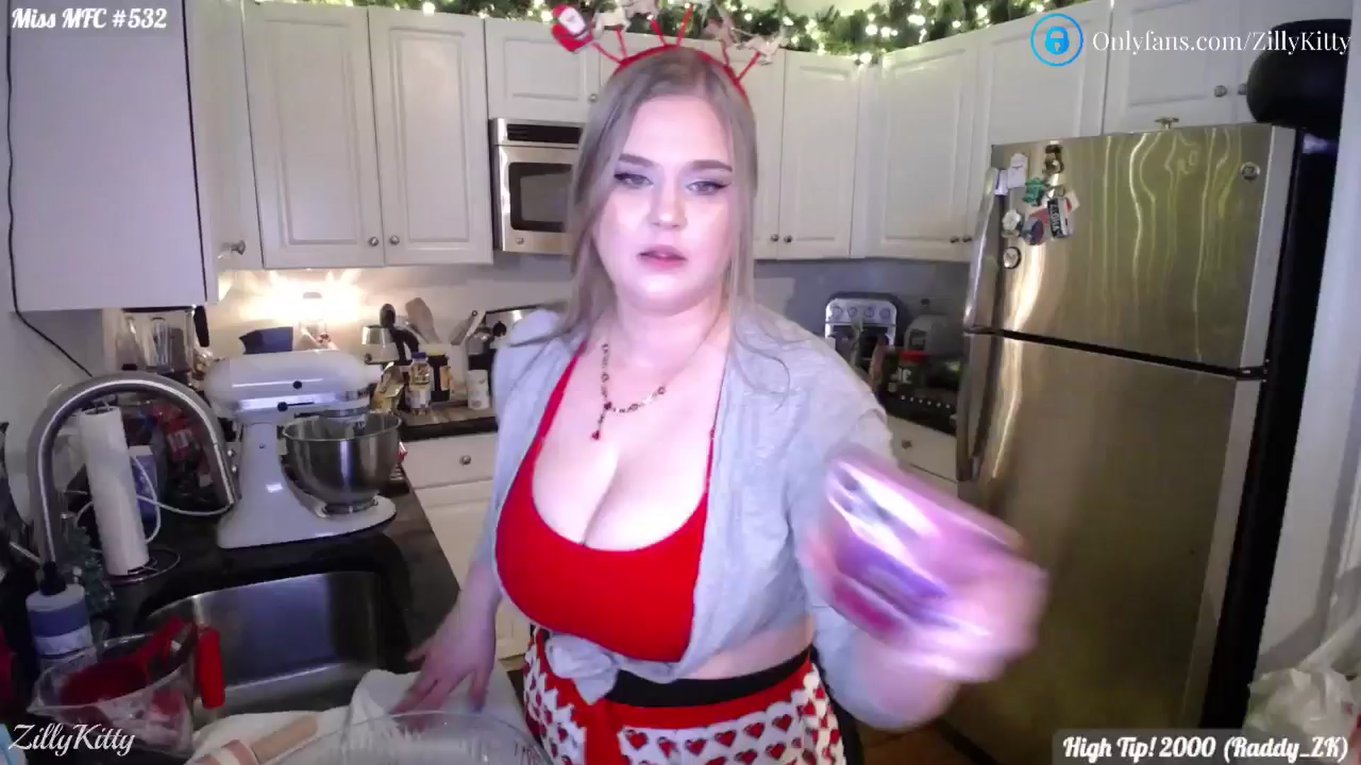 Gallery image thumbnail from ZillyKitty's myfreecams stream on, 12/21/2024, 03:06 image 12 of 20