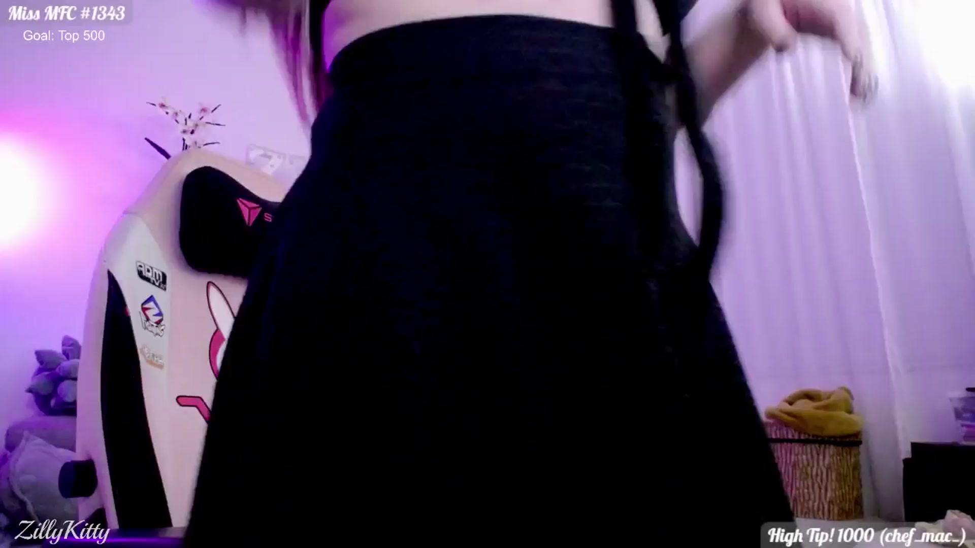 Gallery image thumbnail from ZillyKitty's myfreecams stream on, 01/29/2025, 01:40 image 8 of 20