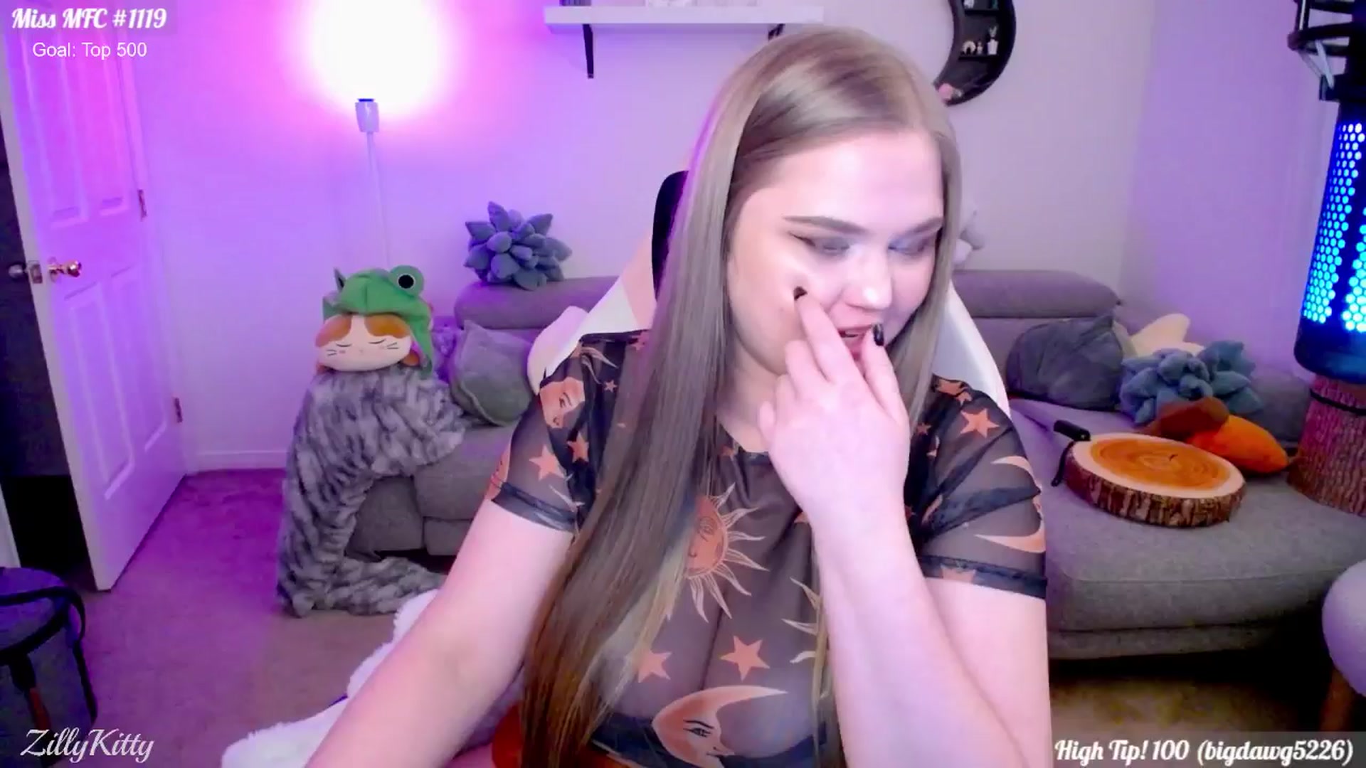 Gallery image thumbnail from ZillyKitty's myfreecams stream on, 01/31/2025, 24:39 image 20 of 20
