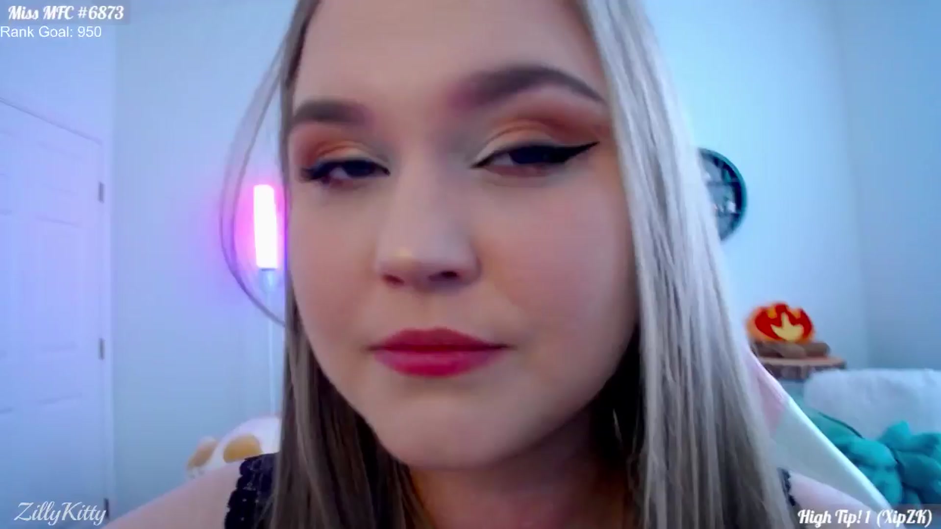 Gallery image thumbnail from ZillyKitty's myfreecams stream on, 03/21/2025, 21:13 image 4 of 20