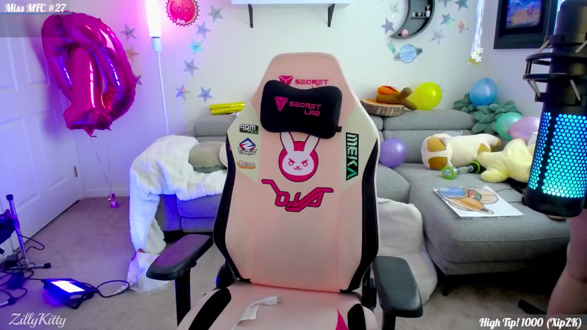 Gallery image thumbnail from ZillyKitty's myfreecams stream on, 07/06/2025, 24:16 image 5 of 20