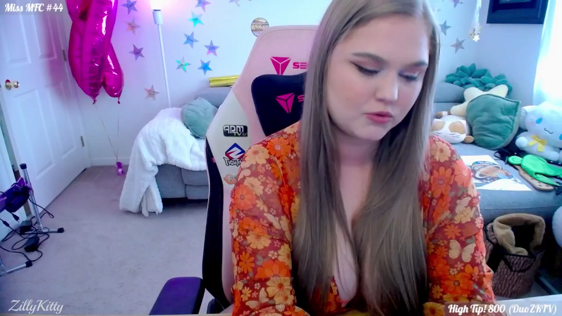 Gallery image thumbnail from ZillyKitty's myfreecams stream on, 07/07/2025, 21:50 image 5 of 20